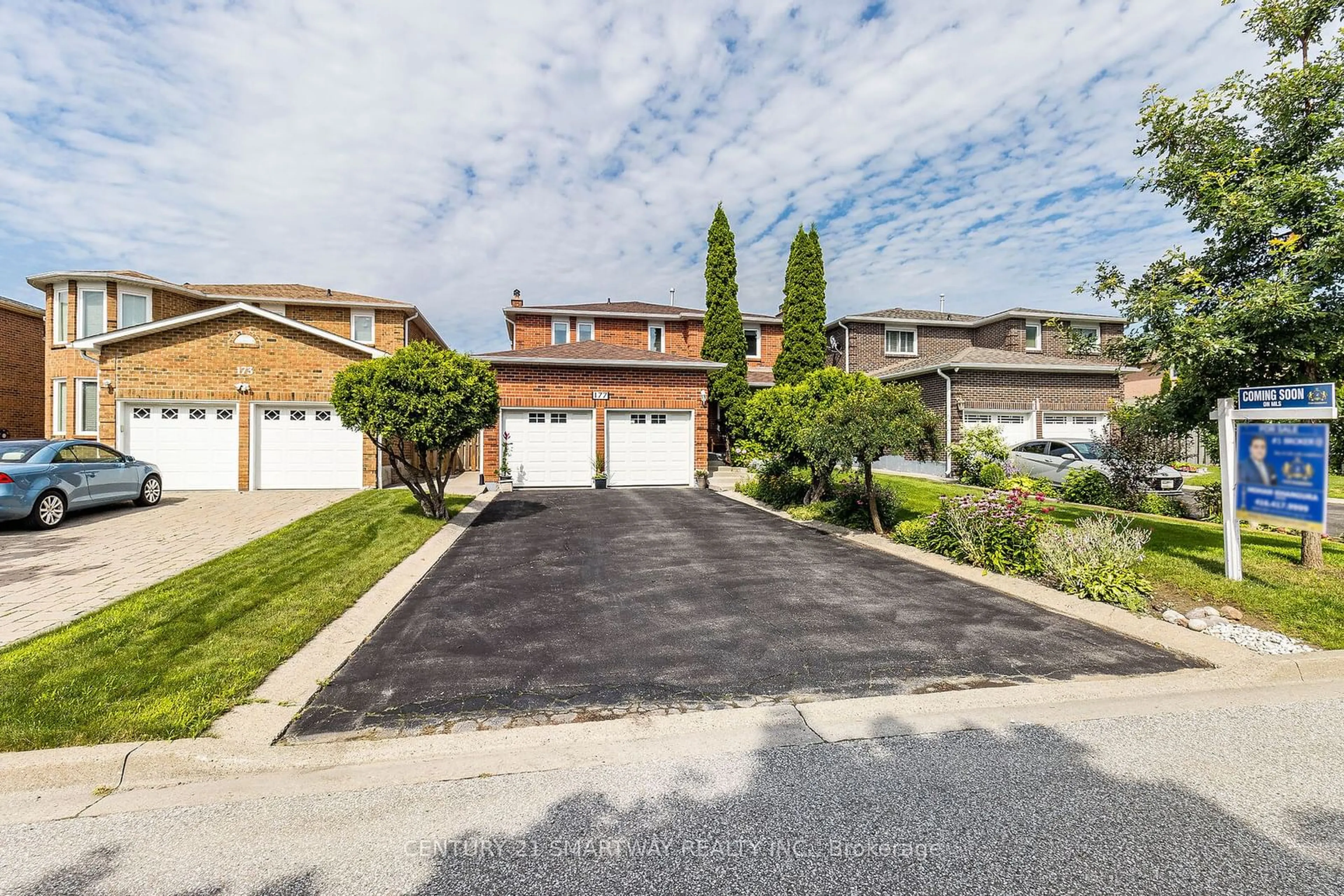 Frontside or backside of a home for 177 Butterfield Cres, Vaughan Ontario L6A 1L1