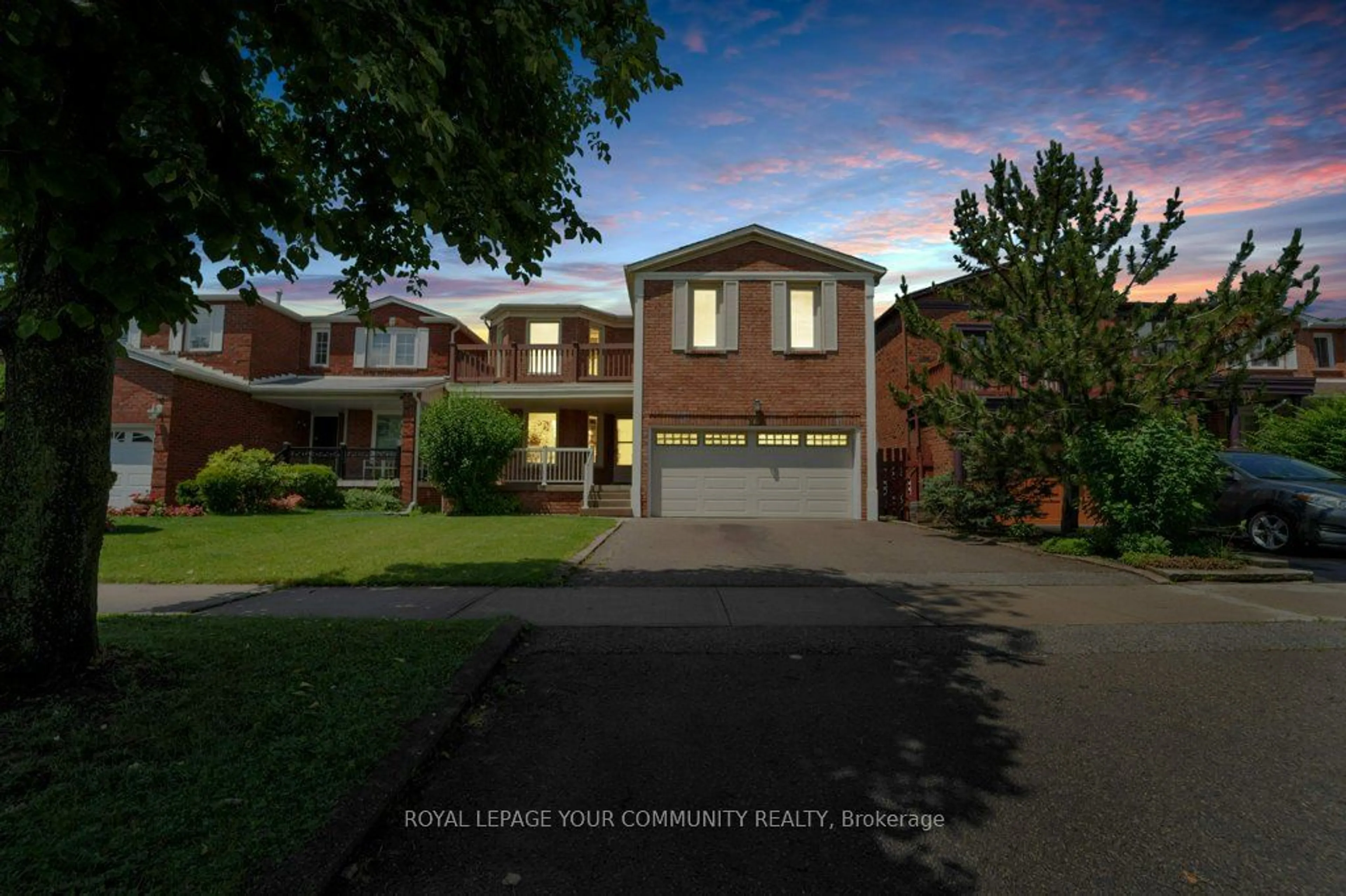 Frontside or backside of a home for 217 Badessa Circ, Vaughan Ontario L4J 6C9