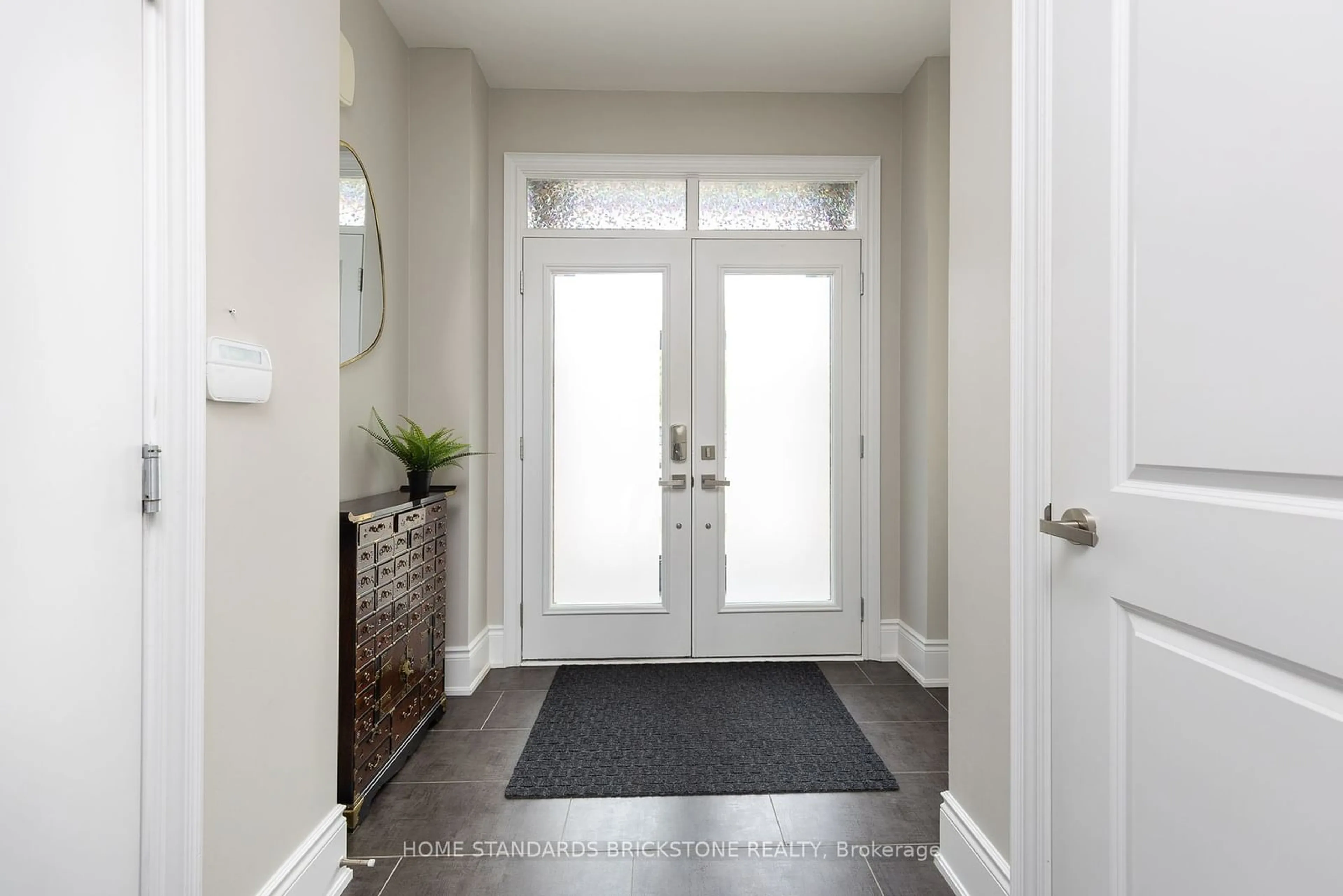 Indoor entryway for 113 Anchusa Dr, Richmond Hill Ontario L4E 1C5