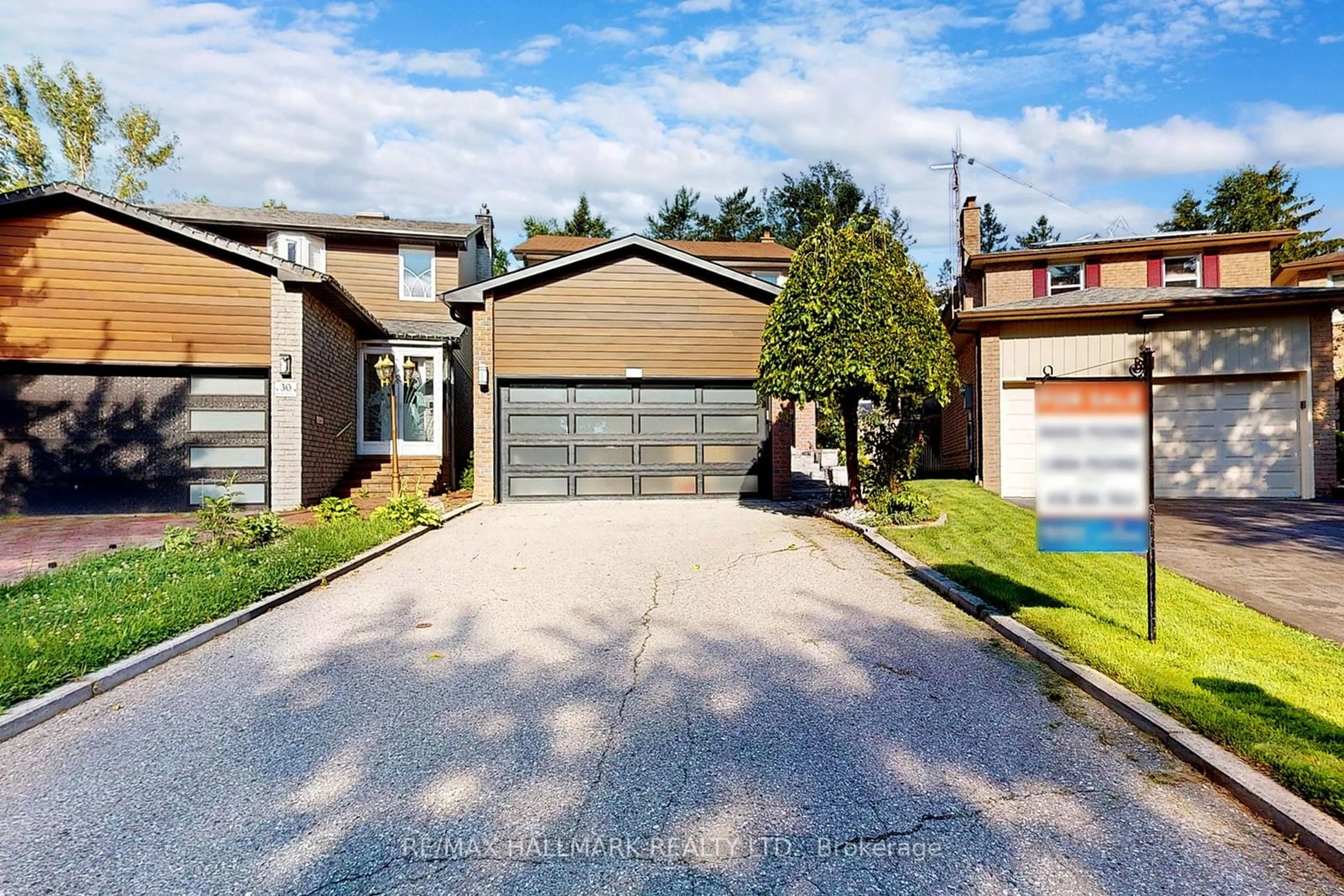 Frontside or backside of a home for 28 Bishop Cres, Markham Ontario L3P 4N6