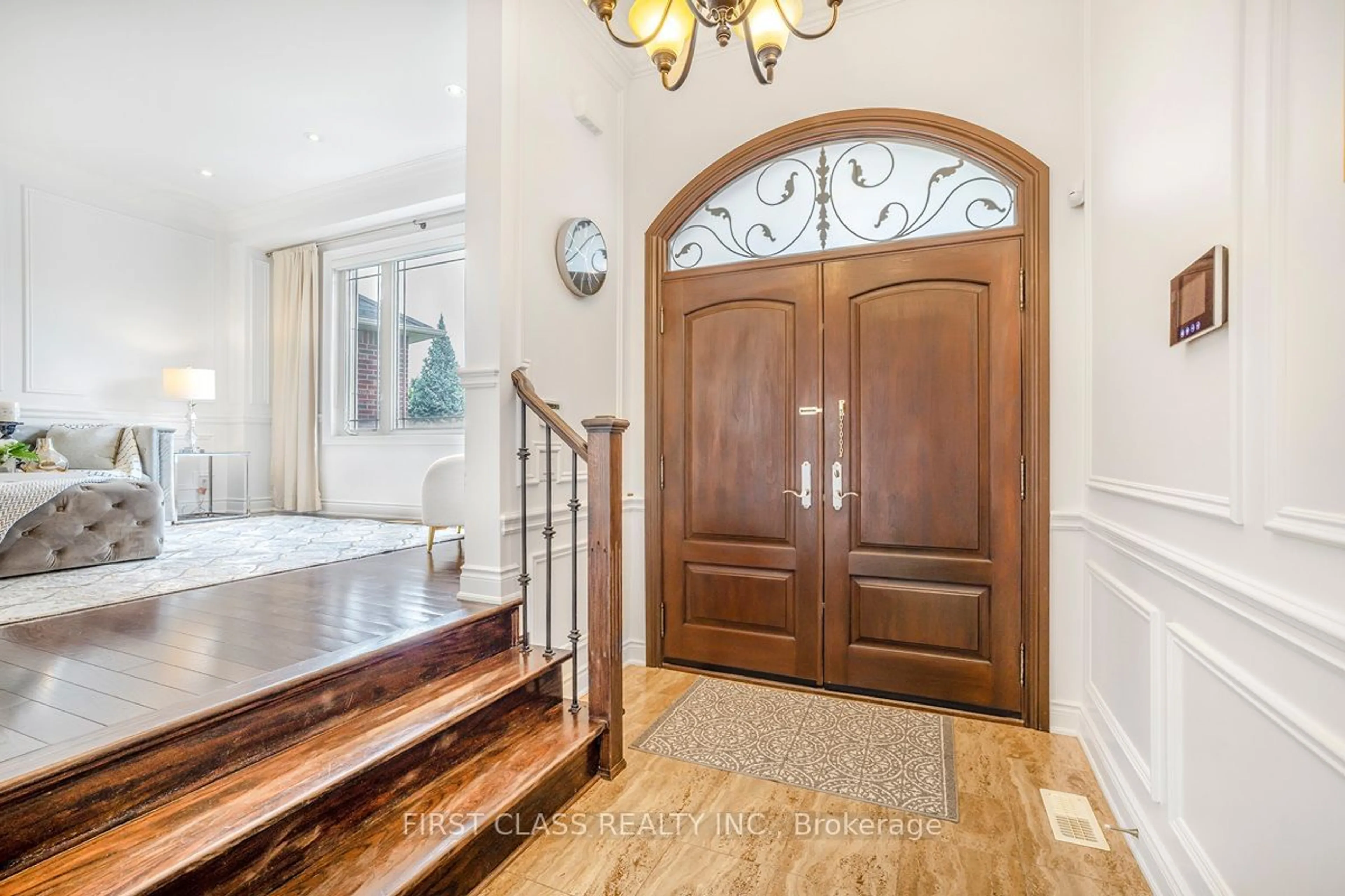 Indoor entryway for 62 Nosson Pl, Vaughan Ontario L6A 0Z7