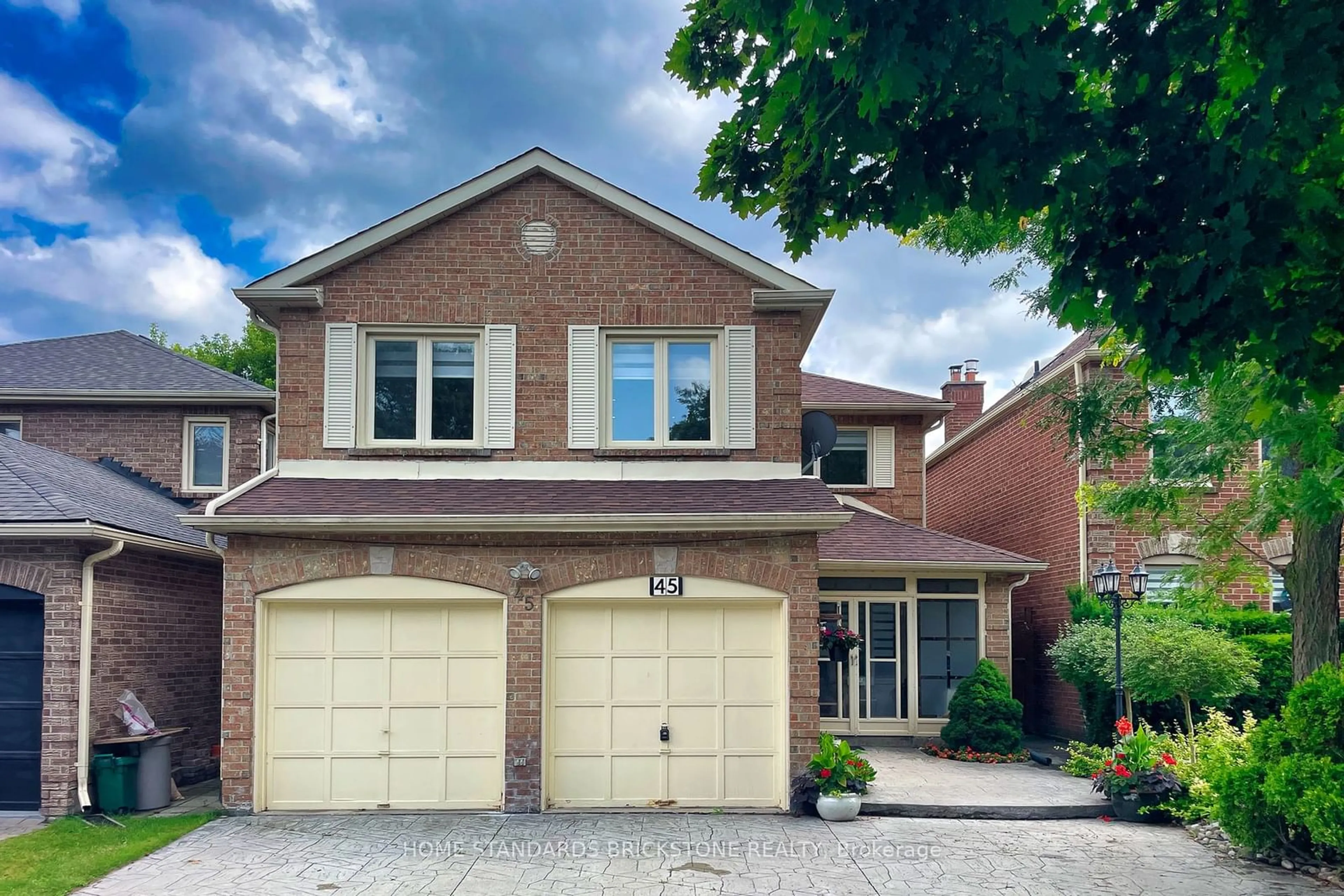 Home with brick exterior material for 45 Spring Gate Blvd, Vaughan Ontario L4J 3C9