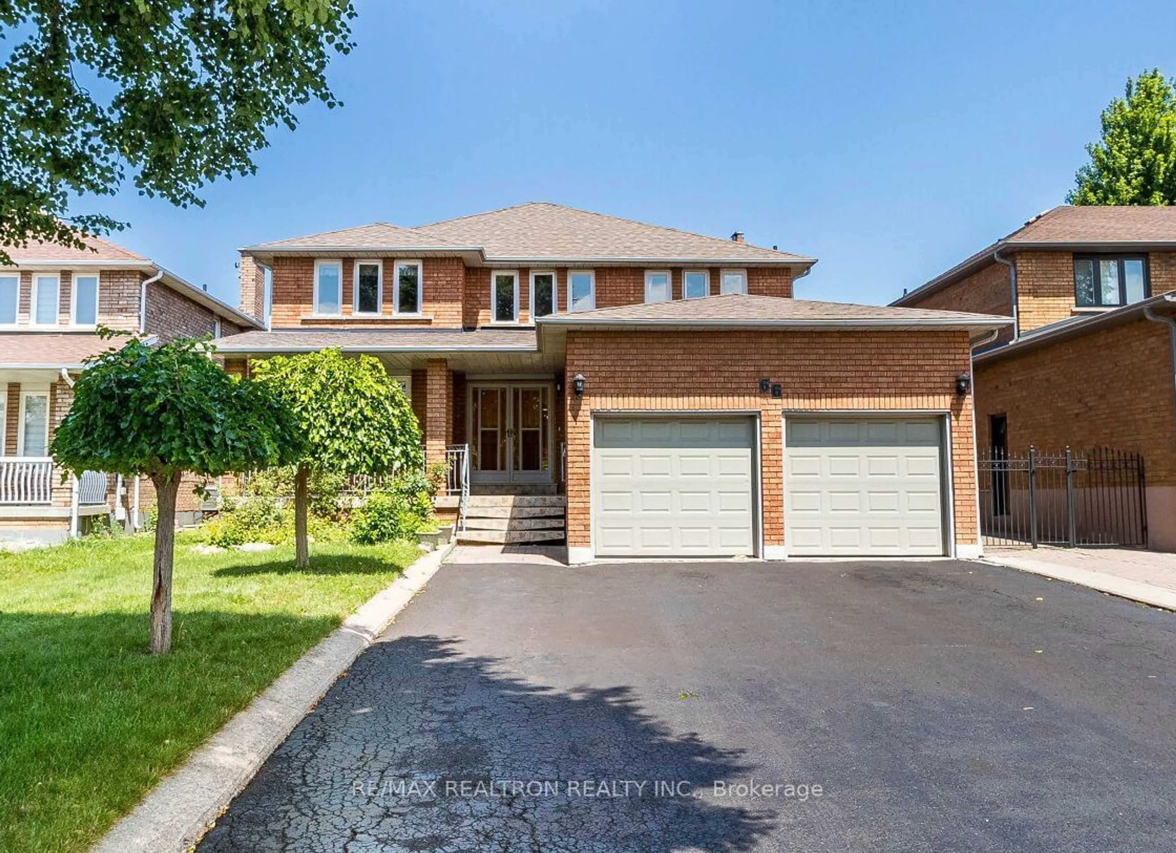 Frontside or backside of a home for 66 Nimbus Pl, Vaughan Ontario L4L 4Z4