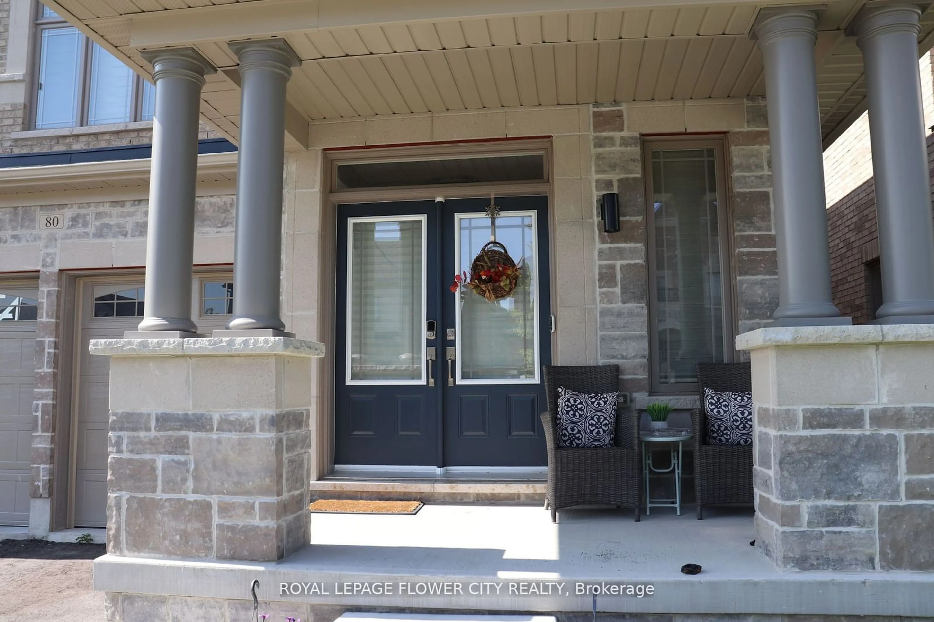 Indoor entryway for 80 Marlene Johnston Dr, East Gwillimbury Ontario L9N 0X1