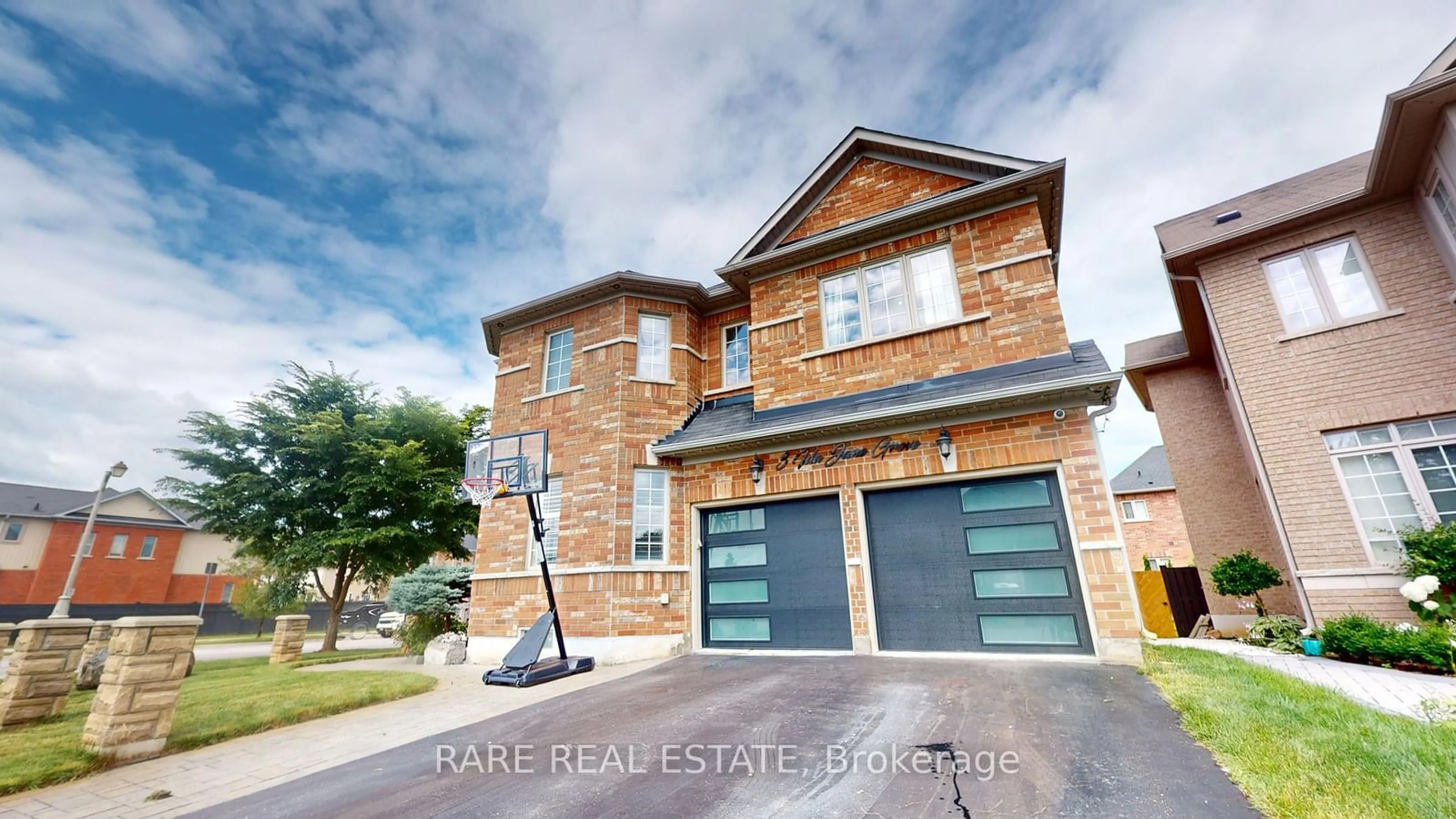 Home with brick exterior material for 3 Ida Jane Grve, Whitchurch-Stouffville Ontario L4A 0S4