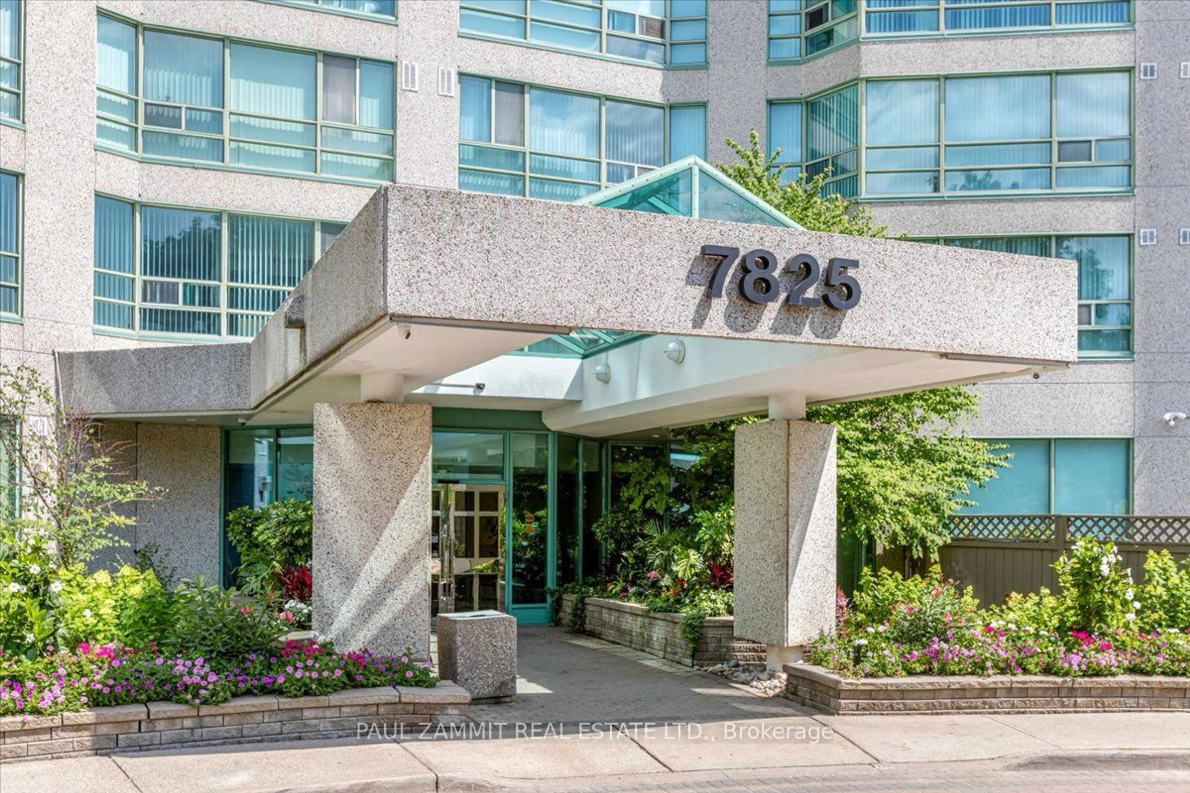 A pic from exterior of the house or condo for 7825 Bayview Ave #826, Markham Ontario L3T 7N2