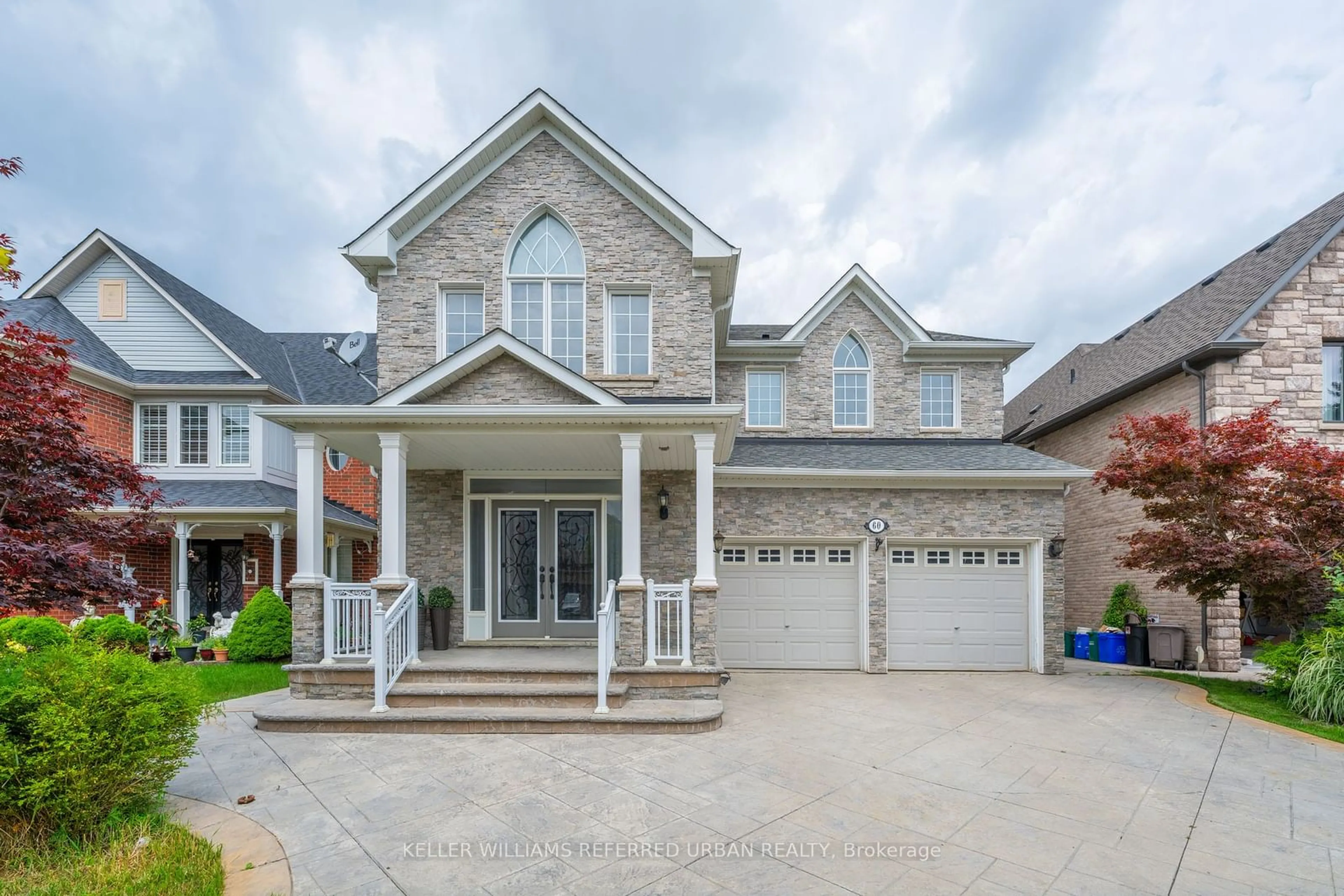Frontside or backside of a home for 60 Vitlor Dr, Richmond Hill Ontario L4E 4P9