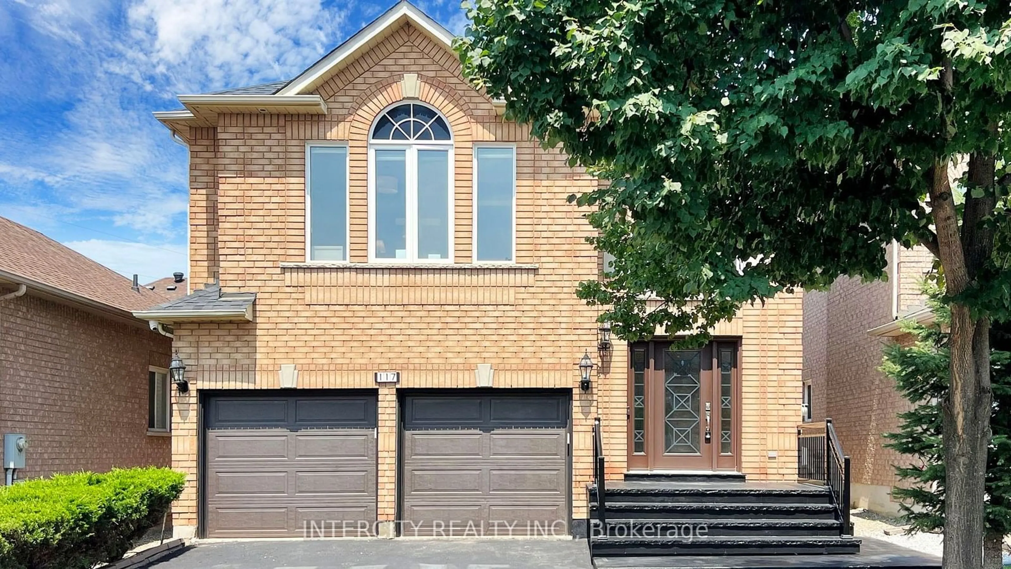 Home with brick exterior material for 117 Fanshore Dr, Vaughan Ontario L4H 1T5