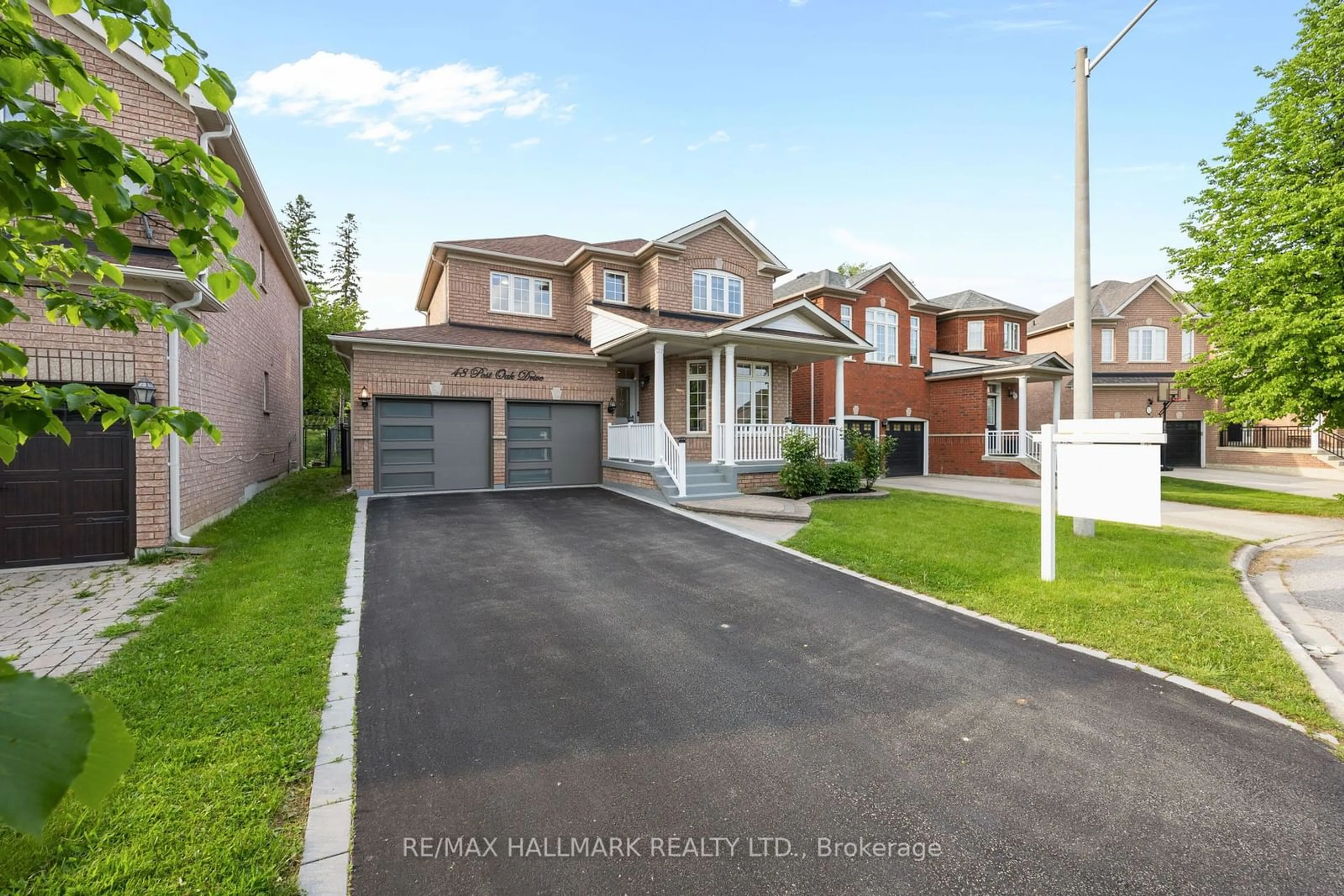 Frontside or backside of a home for 48 Post Oak Dr, Richmond Hill Ontario L4E 4G9