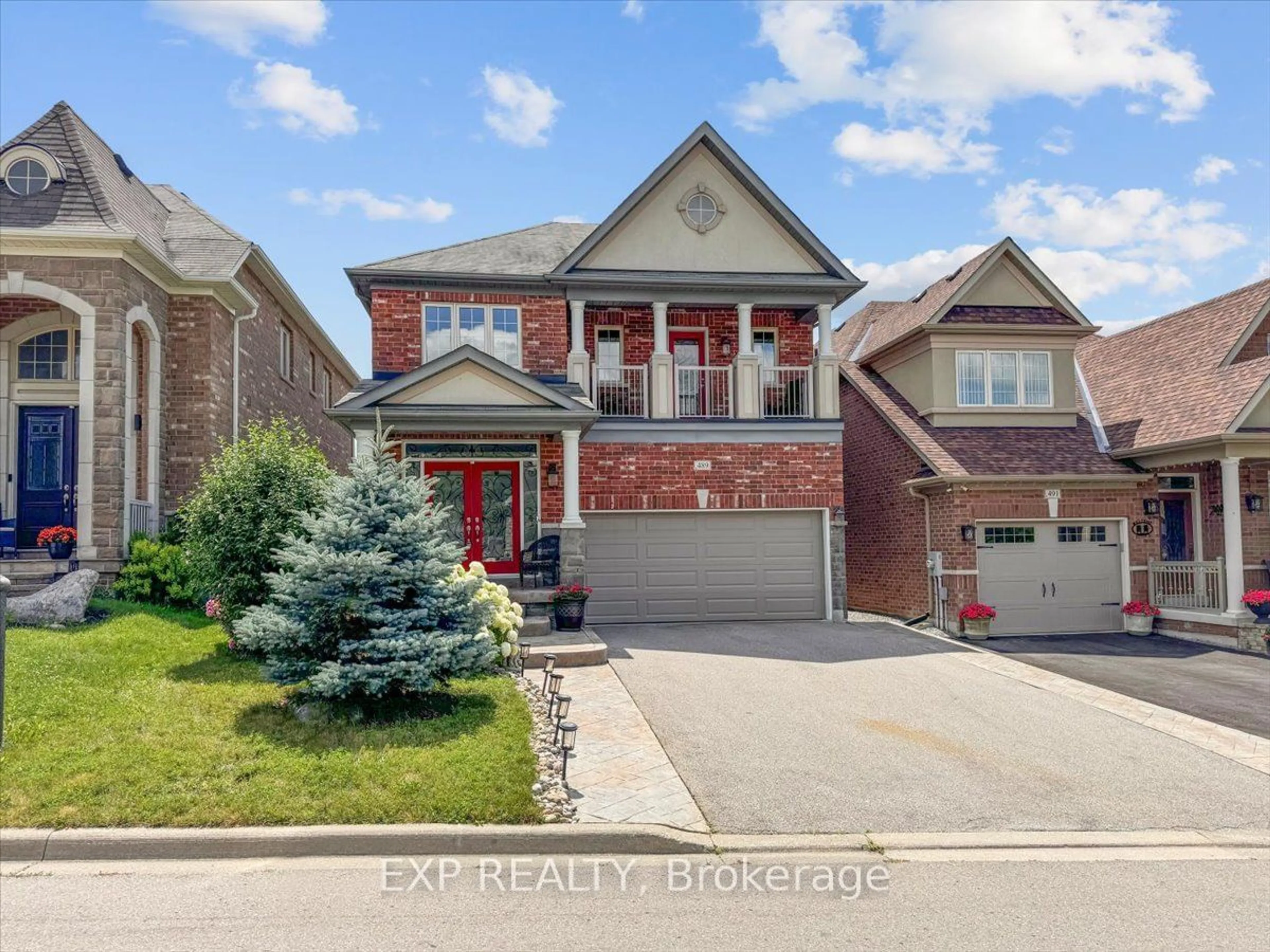 Frontside or backside of a home for 489 Kwapis Blvd, Newmarket Ontario L3X 3K6