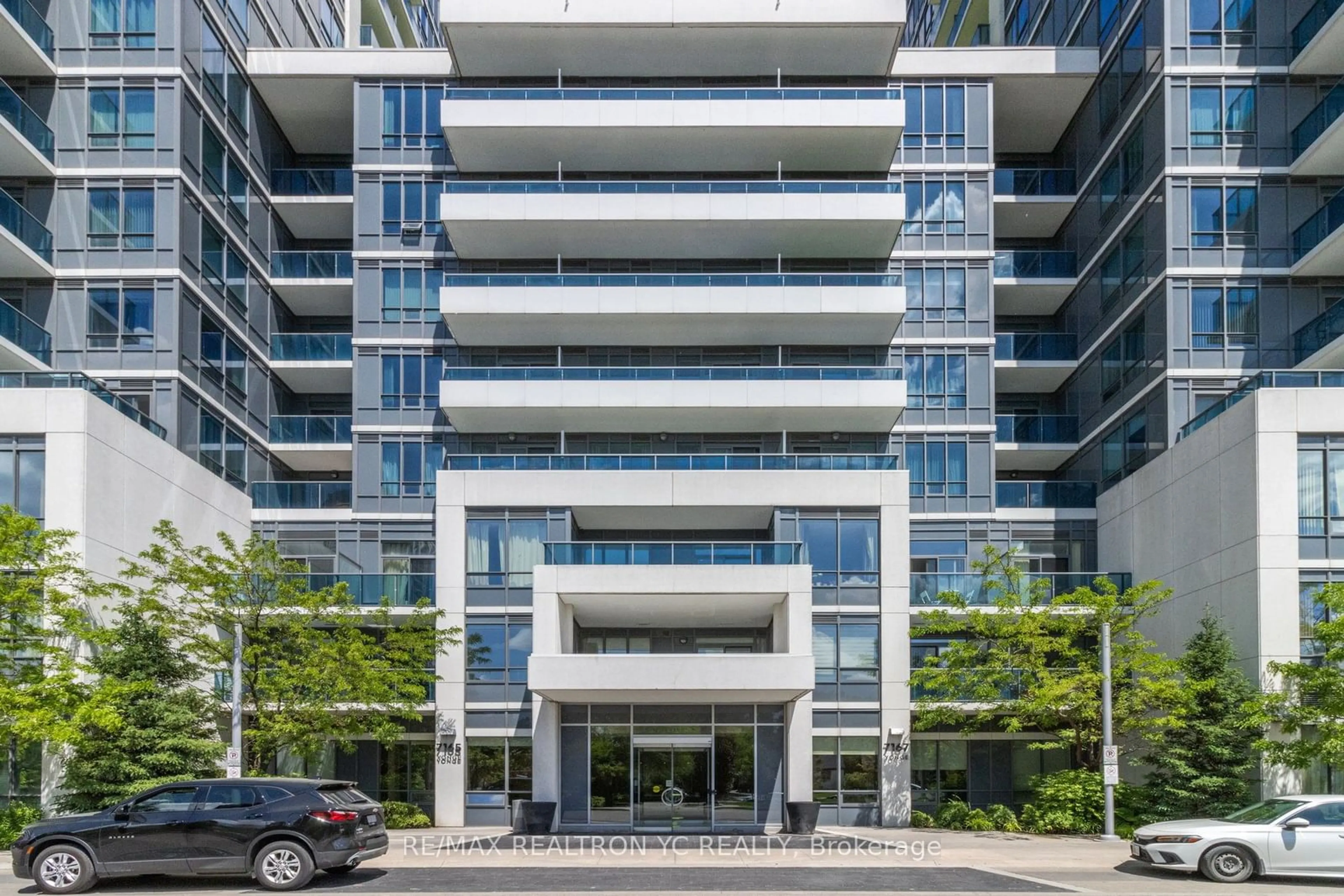 A pic from exterior of the house or condo for 7167 Yonge St #310, Markham Ontario L3T 0E1
