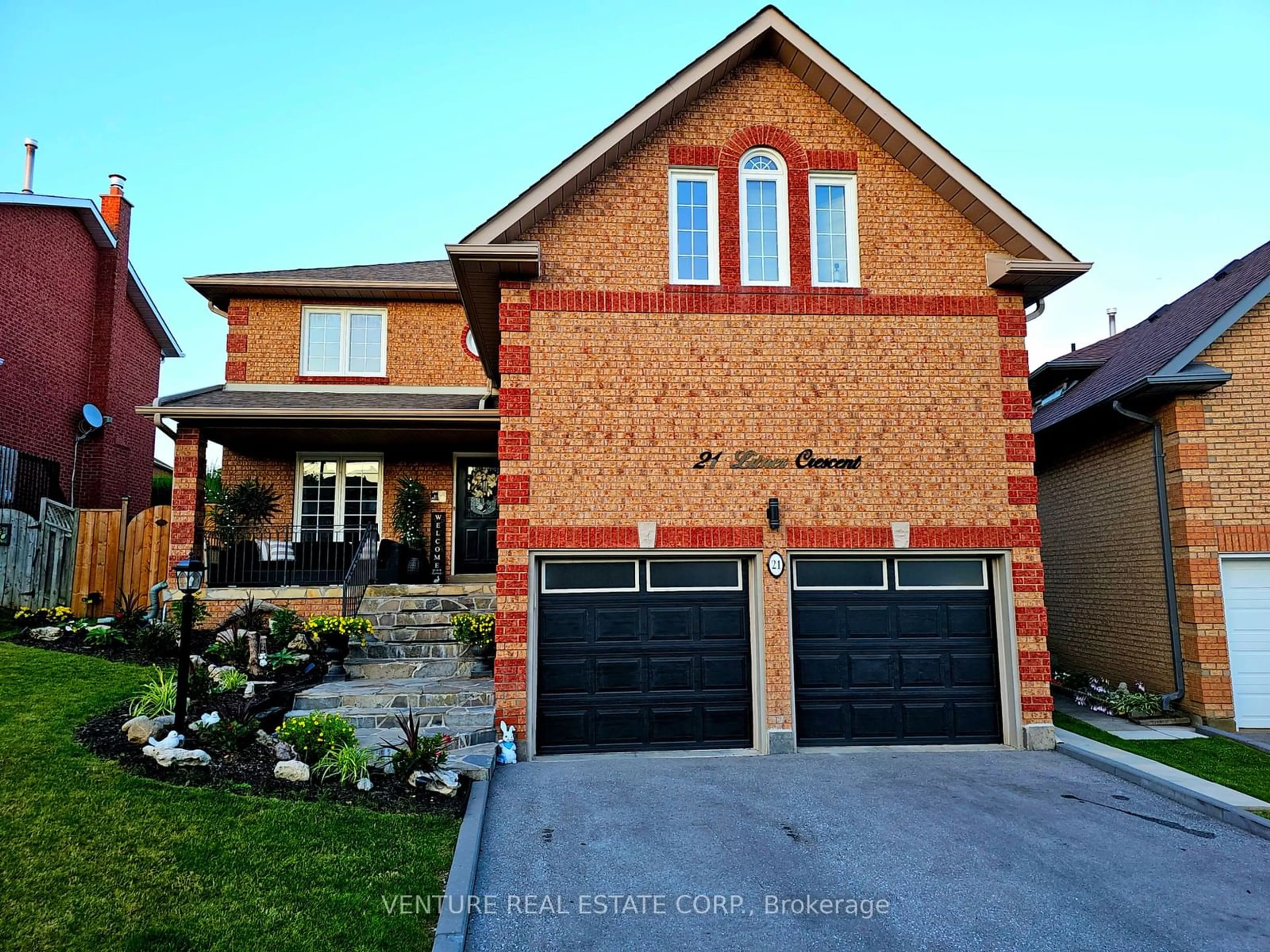 Home with brick exterior material for 21 Litner Cres, Georgina Ontario L4R 3V1