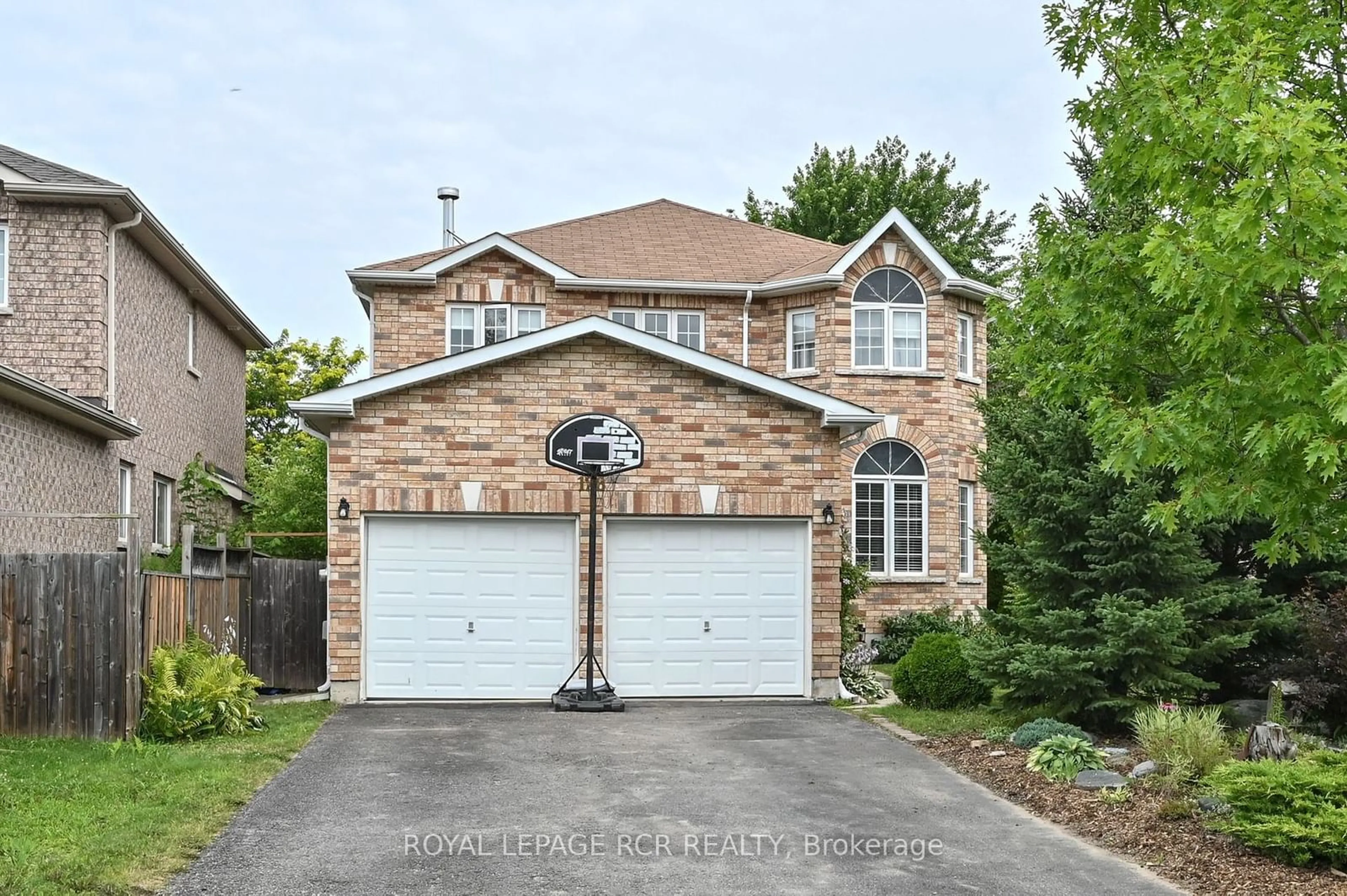 Frontside or backside of a home for 128 Buchanan Dr, New Tecumseth Ontario L9R 0A3