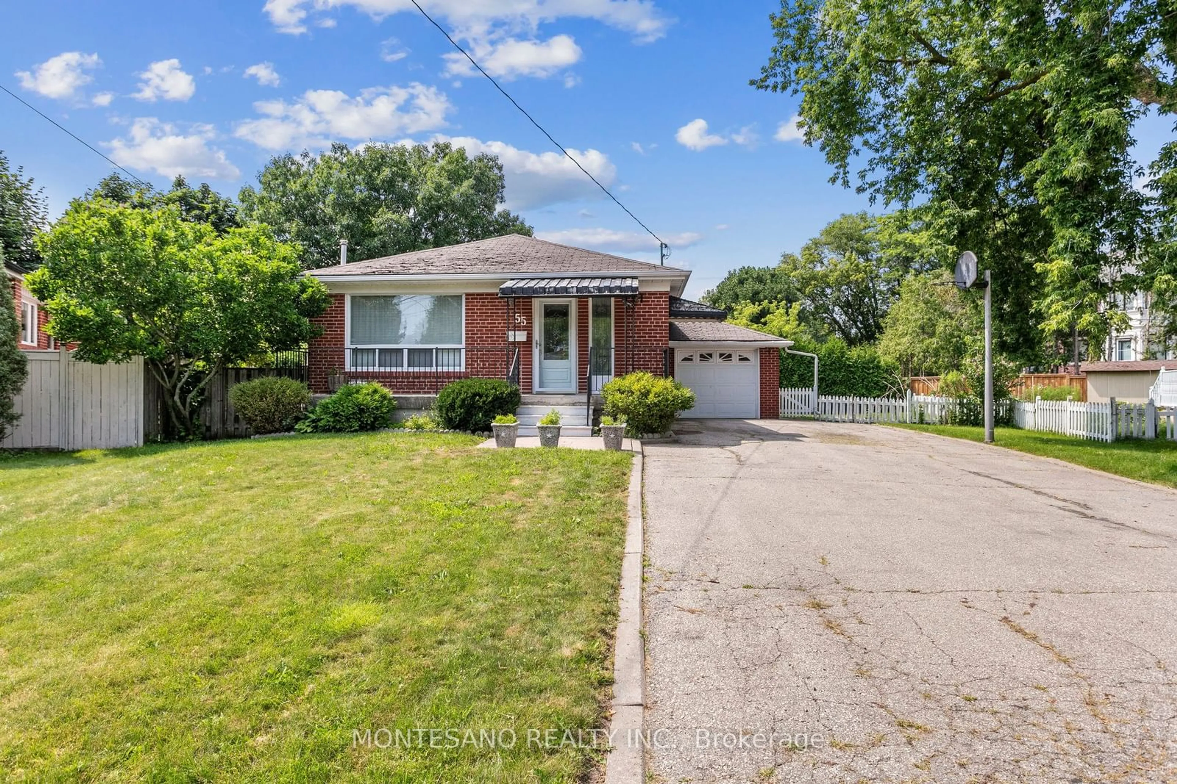 Home with brick exterior material, street for 55 Rockport Cres, Richmond Hill Ontario L4C 2L7