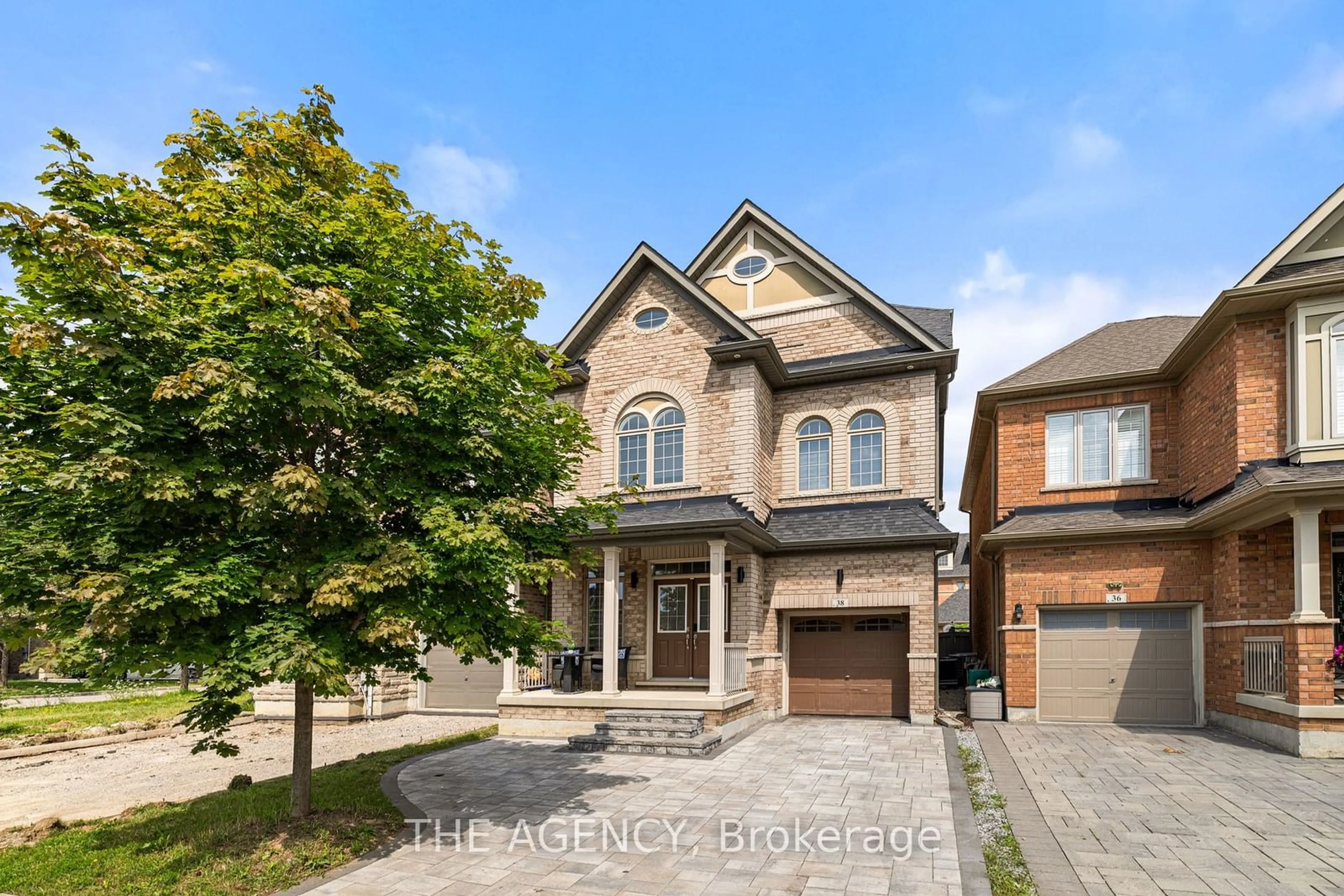 Home with brick exterior material for 38 Oren St, Vaughan Ontario L4H 3Z9