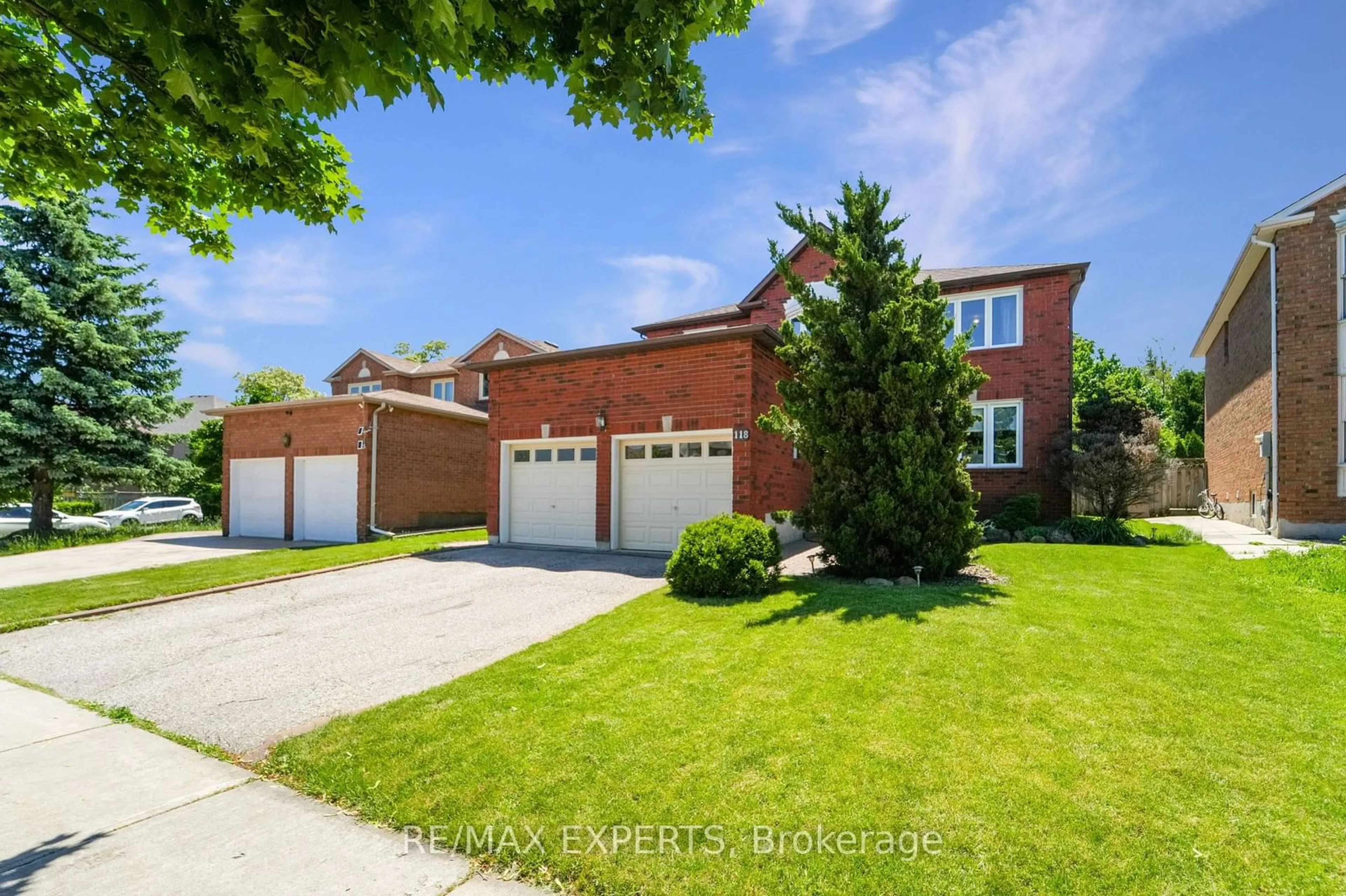 Frontside or backside of a home for 118 Valleymede Dr, Richmond Hill Ontario L4B 1T4