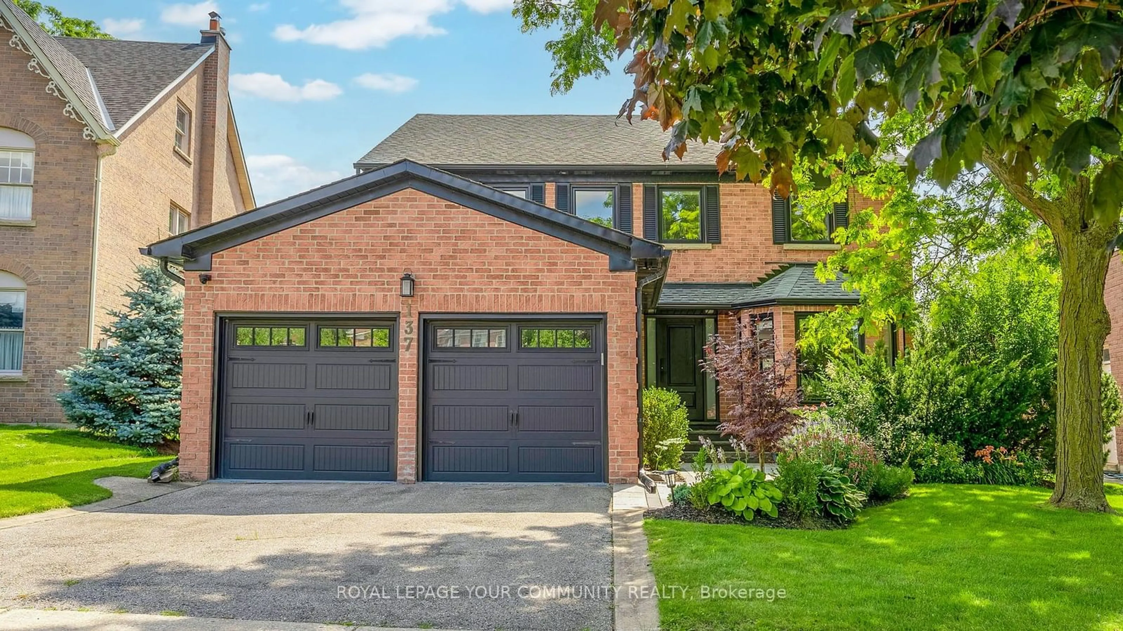 Home with brick exterior material for 137 Longwater Chse, Markham Ontario L3R 6C3