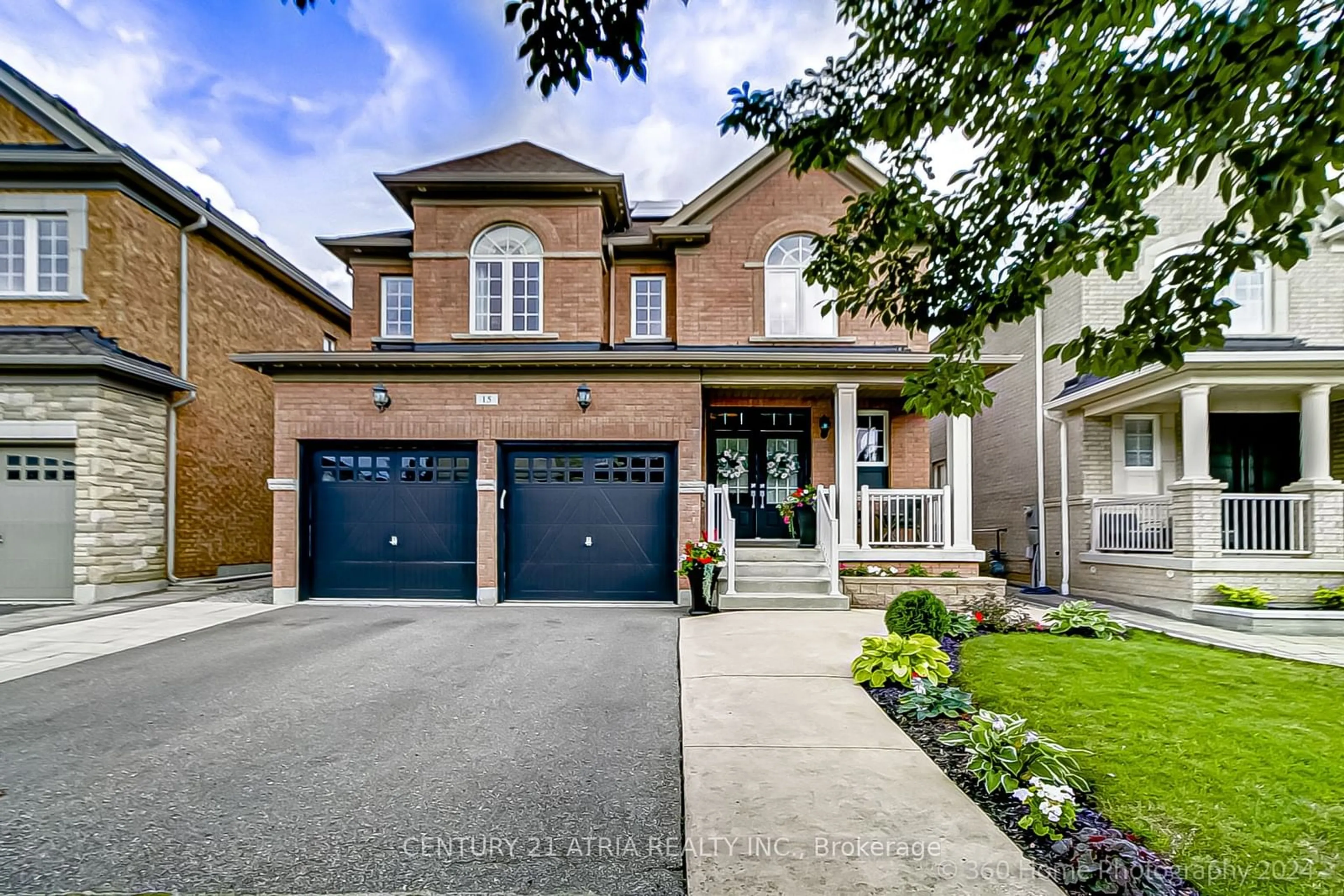 Home with brick exterior material for 15 Antorisa Ave, Vaughan Ontario L4H 3S2