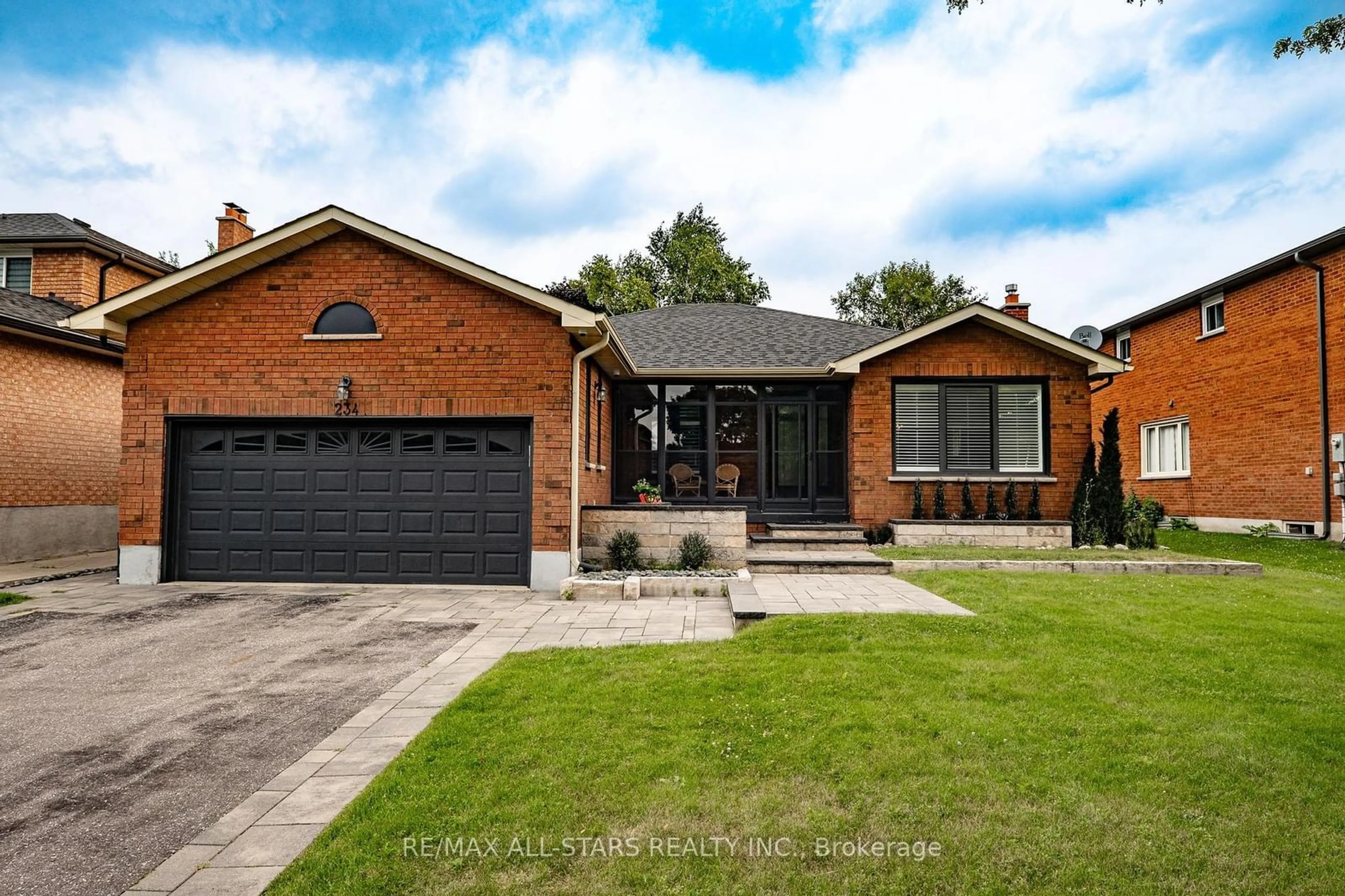 Home with brick exterior material for 234 Geoffrey Cres, Whitchurch-Stouffville Ontario L4A 5B6
