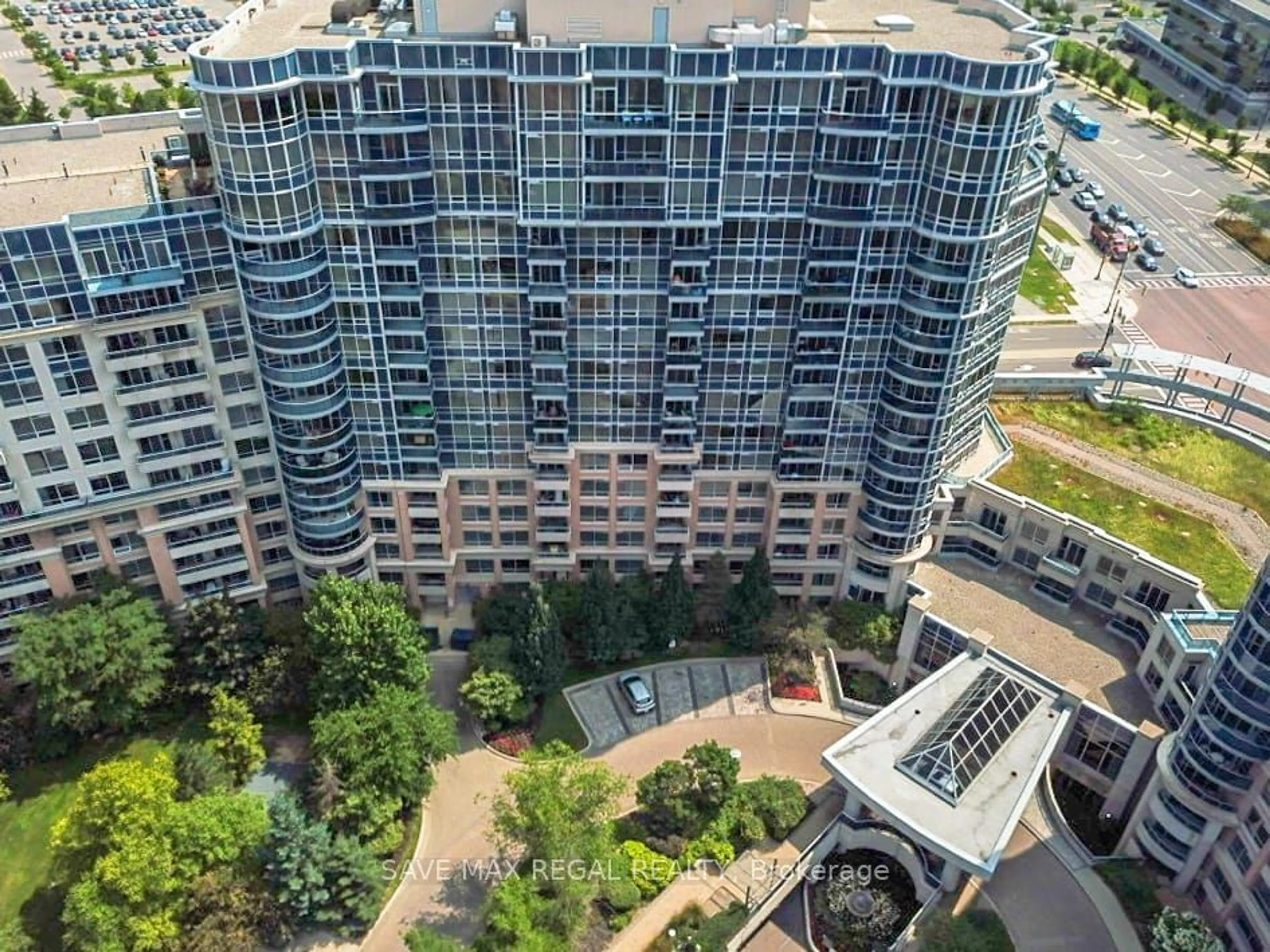 A pic from exterior of the house or condo for 33 Cox Blvd #711, Markham Ontario L3R 8A6