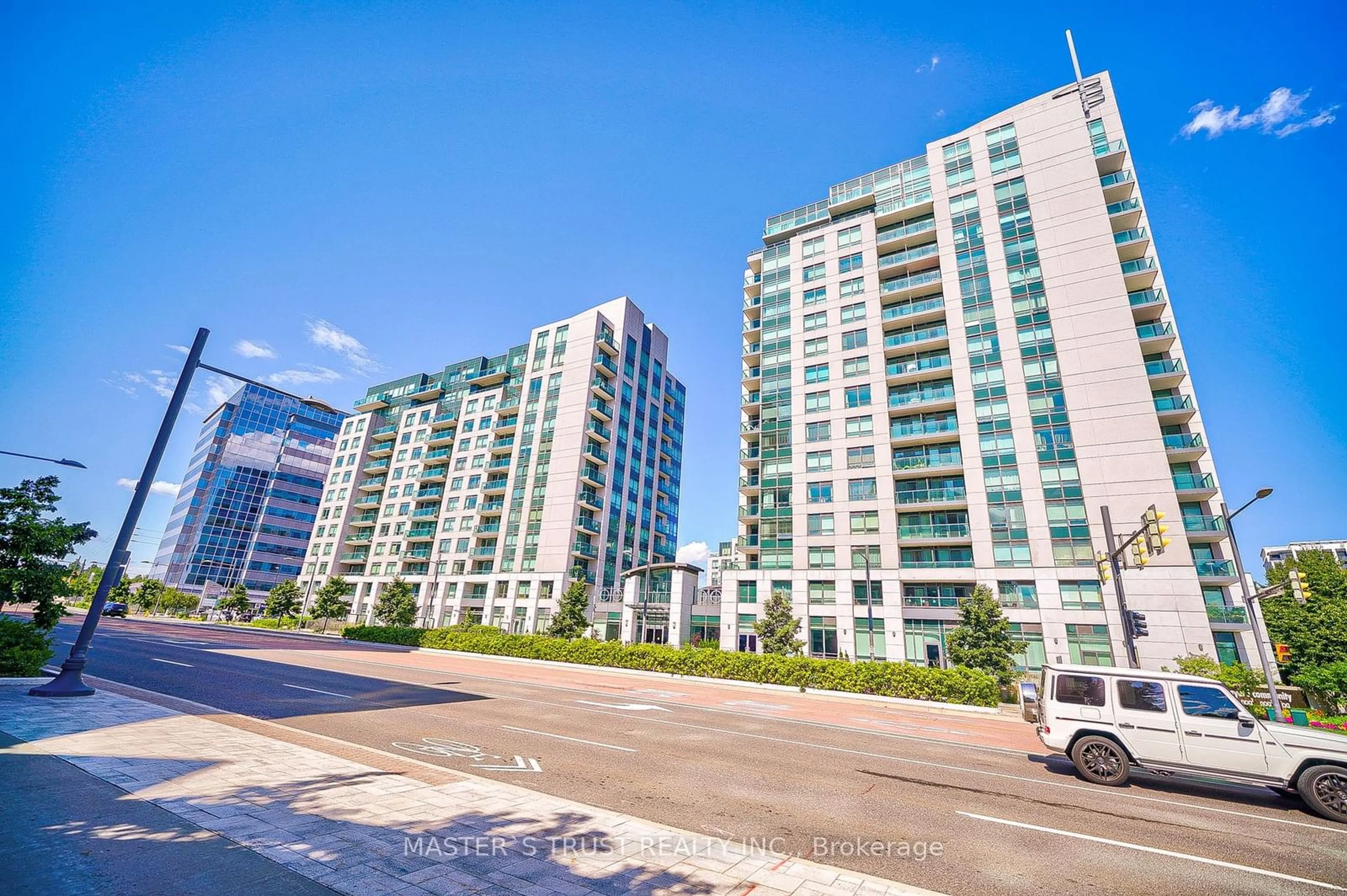 A pic from exterior of the house or condo for 55 South Town Centre Blvd #506, Markham Ontario L6G 0B1