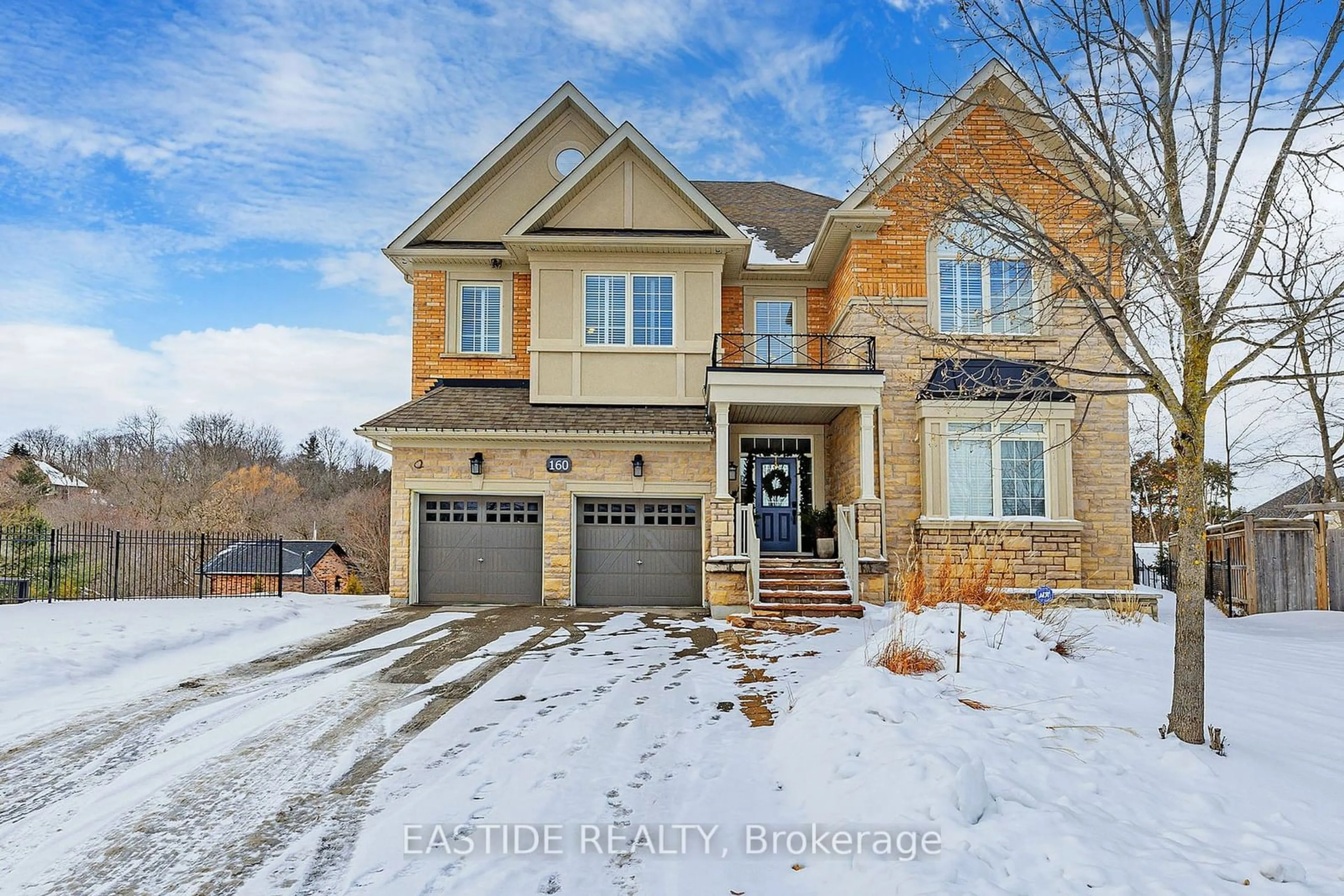 Home with brick exterior material for 160 Championship Circle Pl, Aurora Ontario L4G 0H9