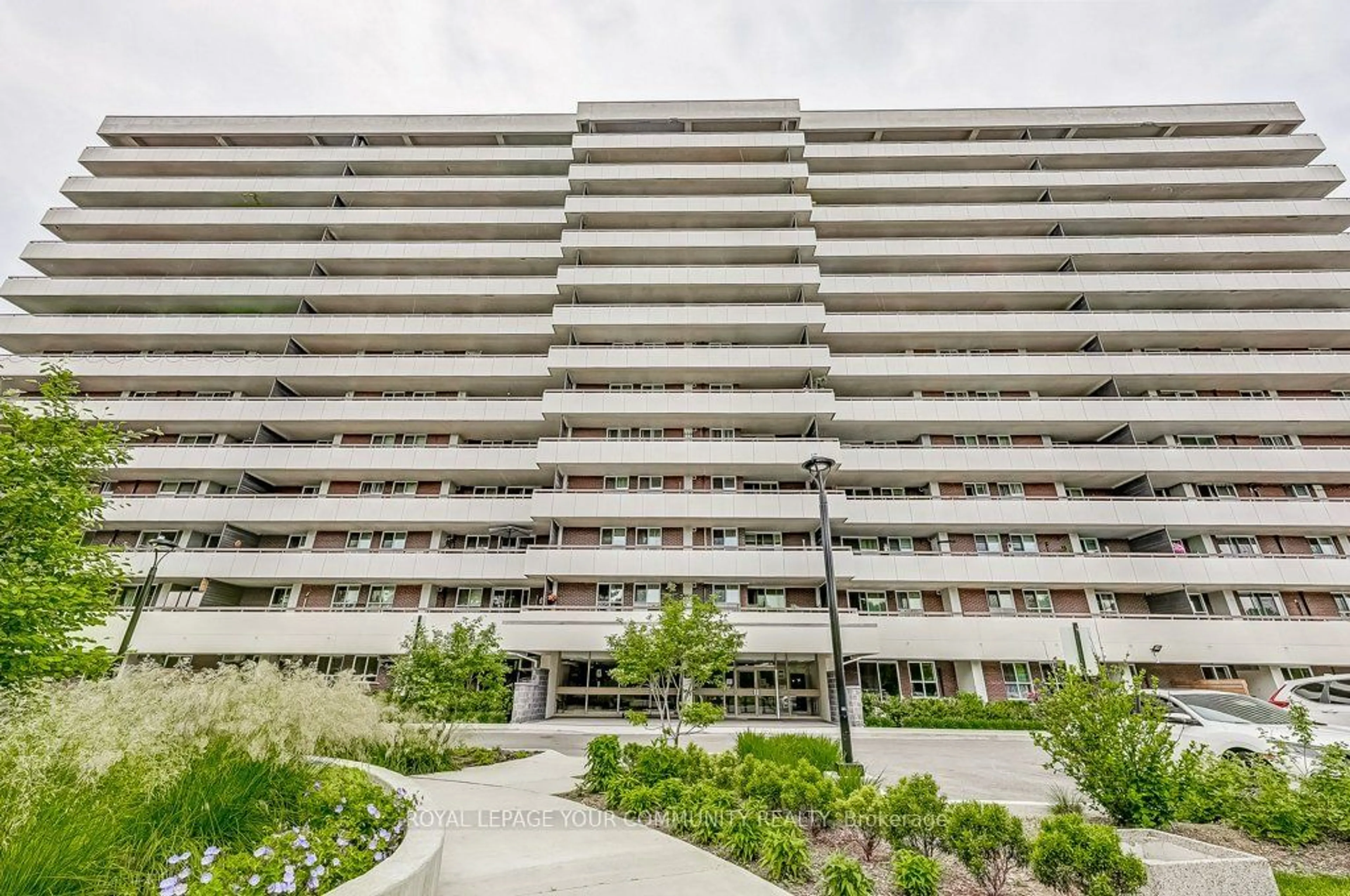 A pic from exterior of the house or condo for 80 Inverlochy Blvd #1104, Markham Ontario L3T 4P3