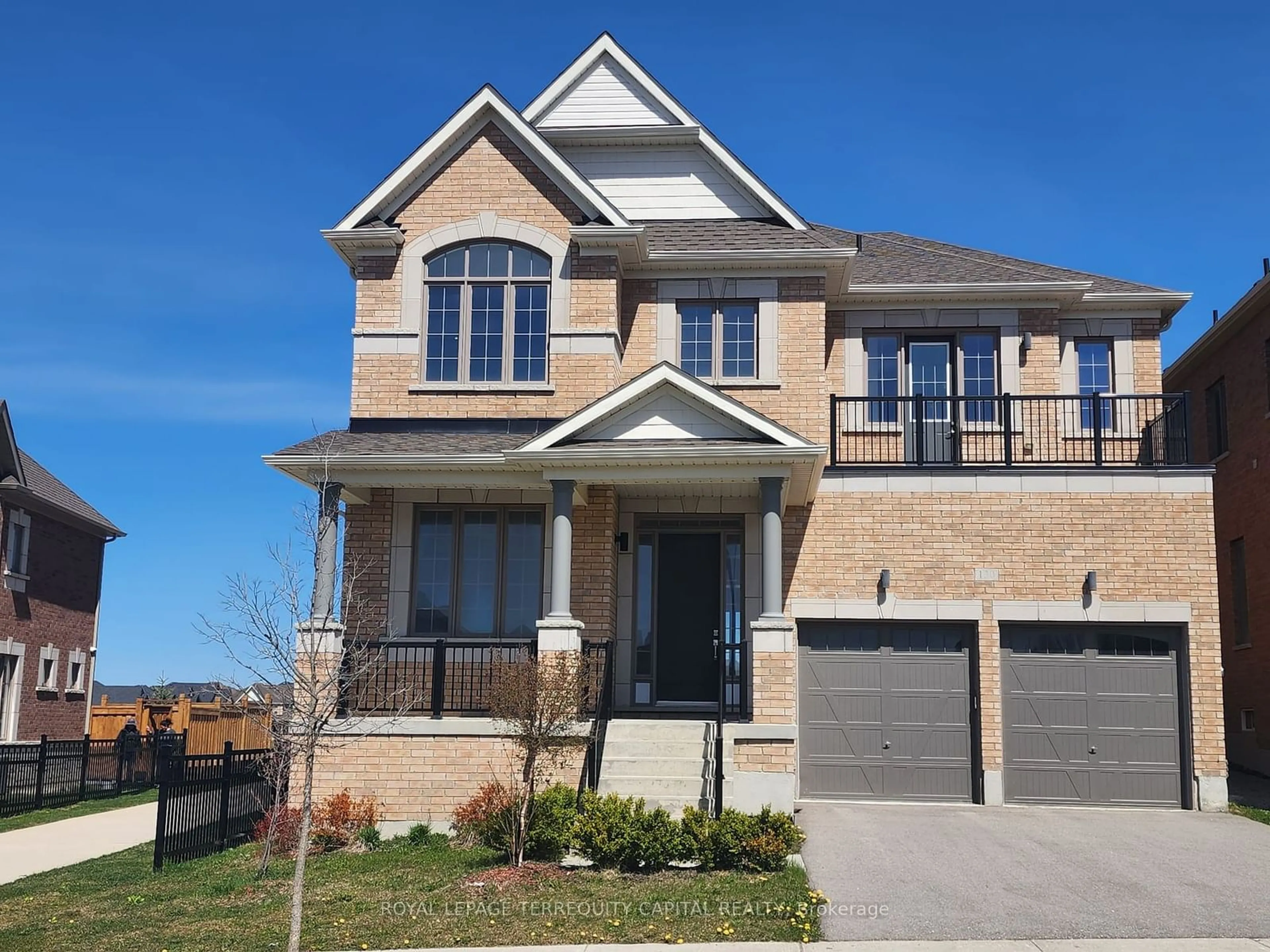 Home with brick exterior material for 130 Frank Kelly Dr, East Gwillimbury Ontario L9N 0V1