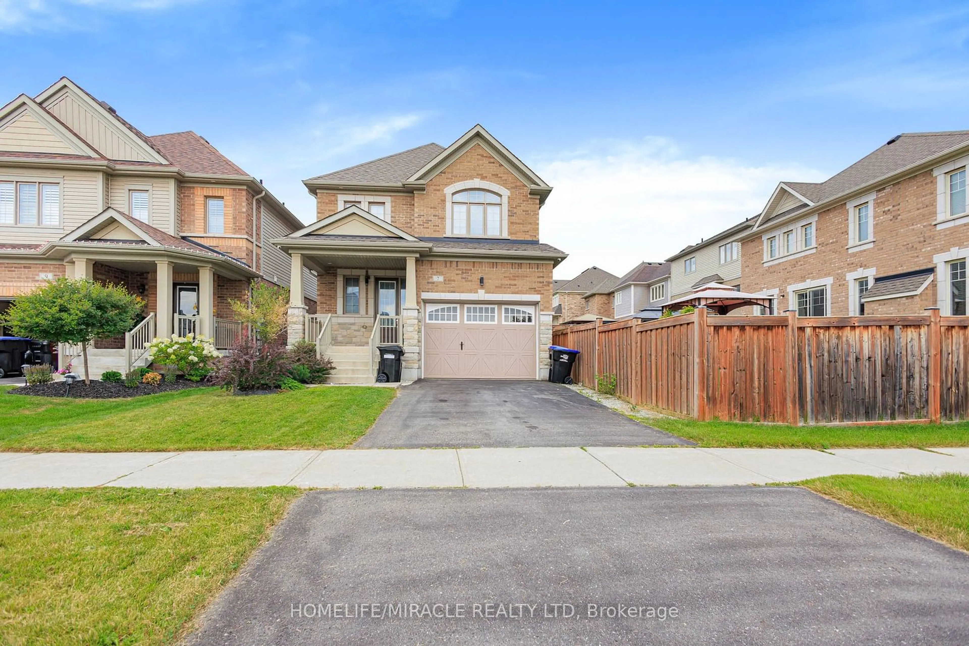 Frontside or backside of a home for 7 Hoard Ave, New Tecumseth Ontario L9R 0M3