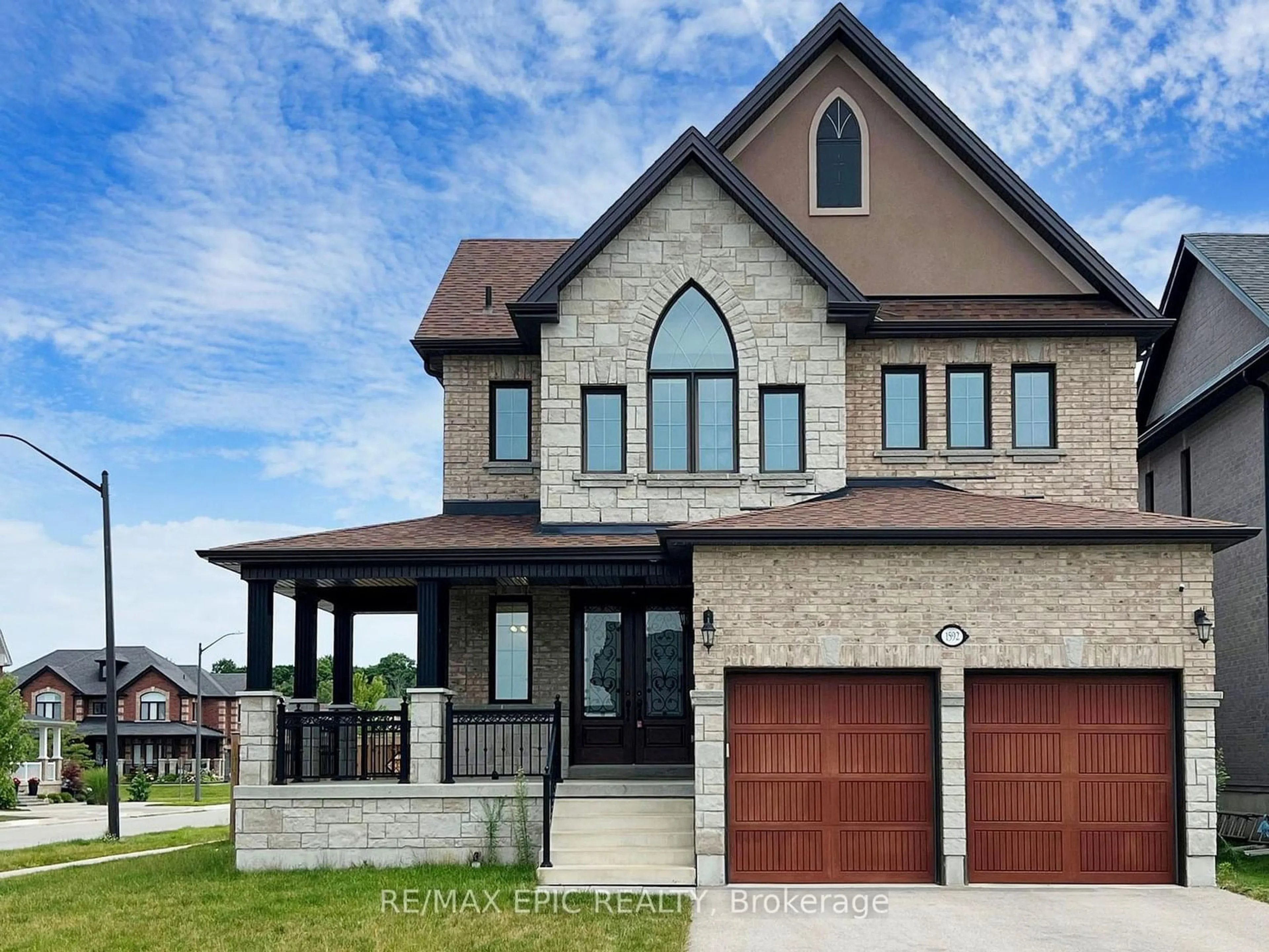 Home with brick exterior material for 1592 Rizzardo Cres, Innisfil Ontario L9S 4W7