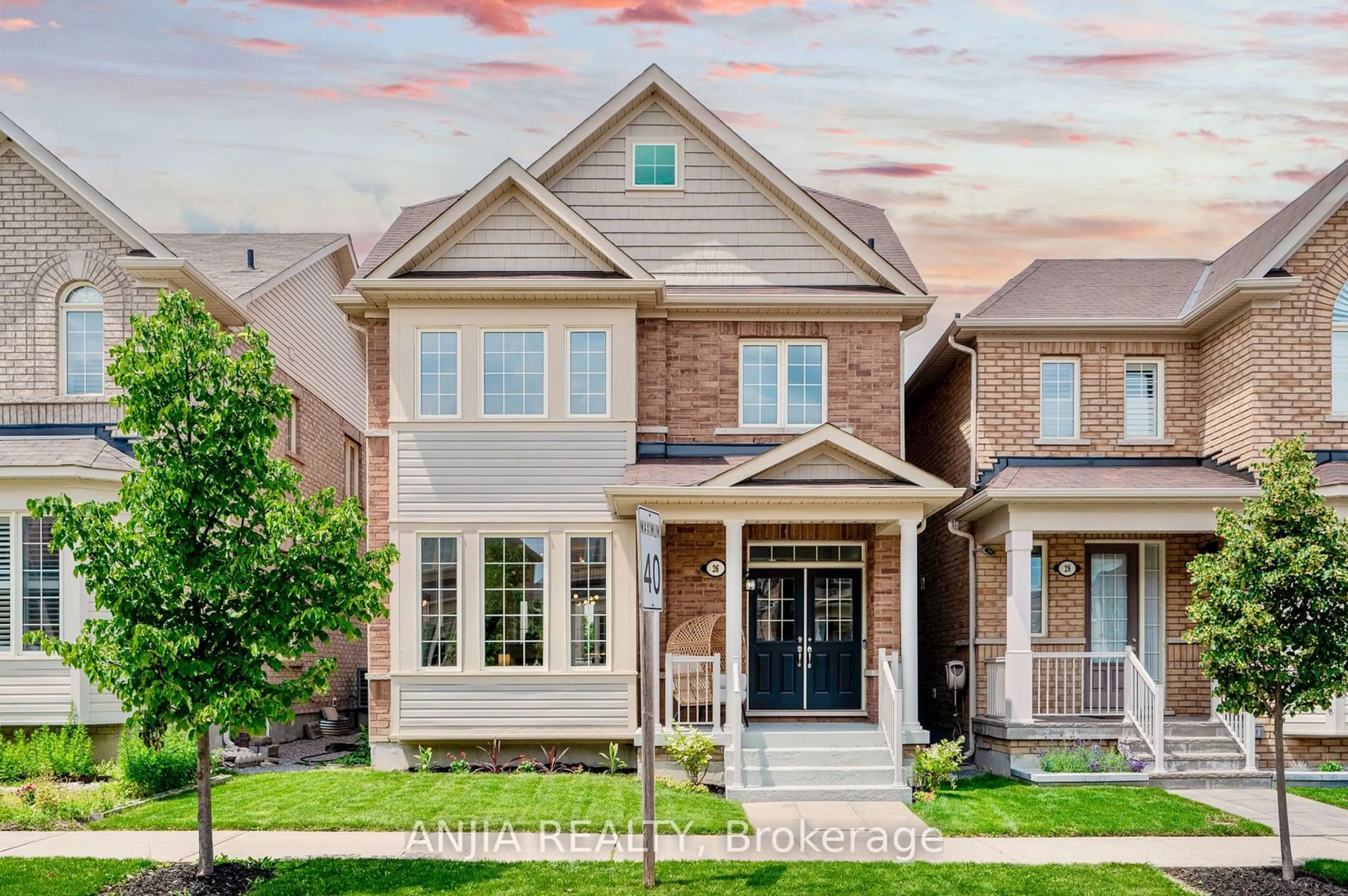 Home with brick exterior material for 26 Chauncey Crt, Markham Ontario L6B 1H1