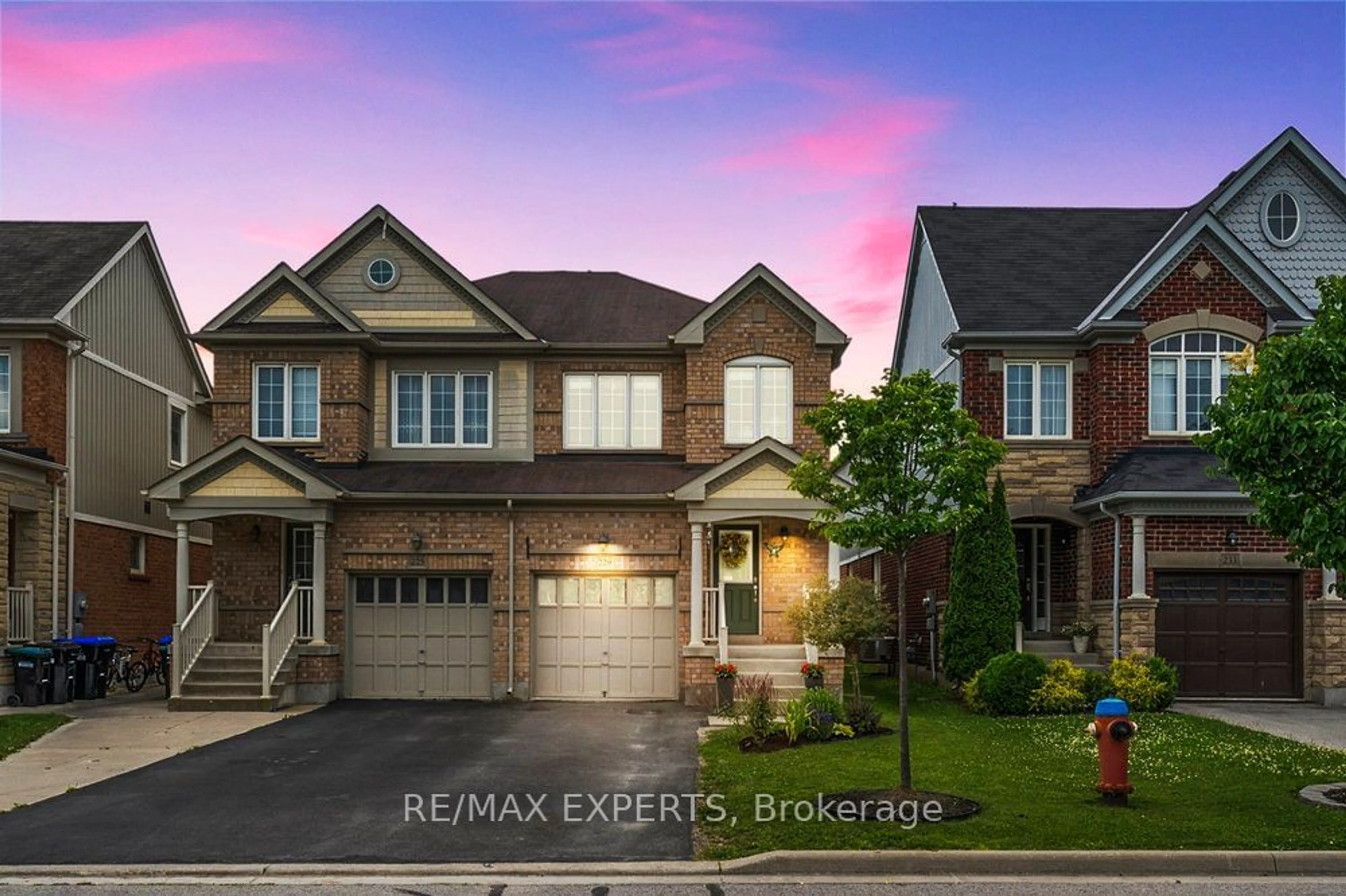 Home with brick exterior material for 229 Meadowhawk Tr, Bradford West Gwillimbury Ontario L3Z 0K4