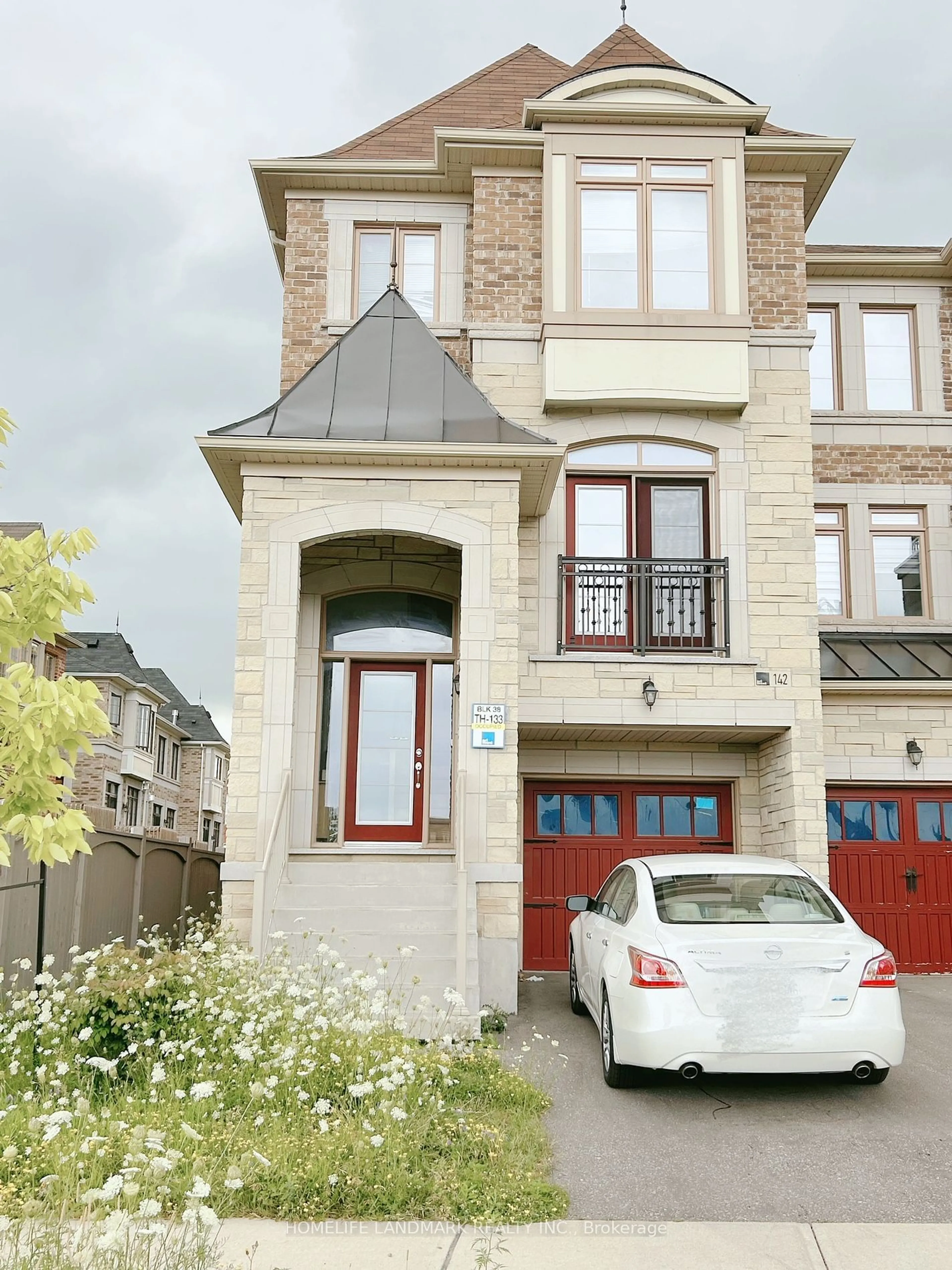 Outside view for 142 Dundonnell Pl, Vaughan Ontario L4H 4R8
