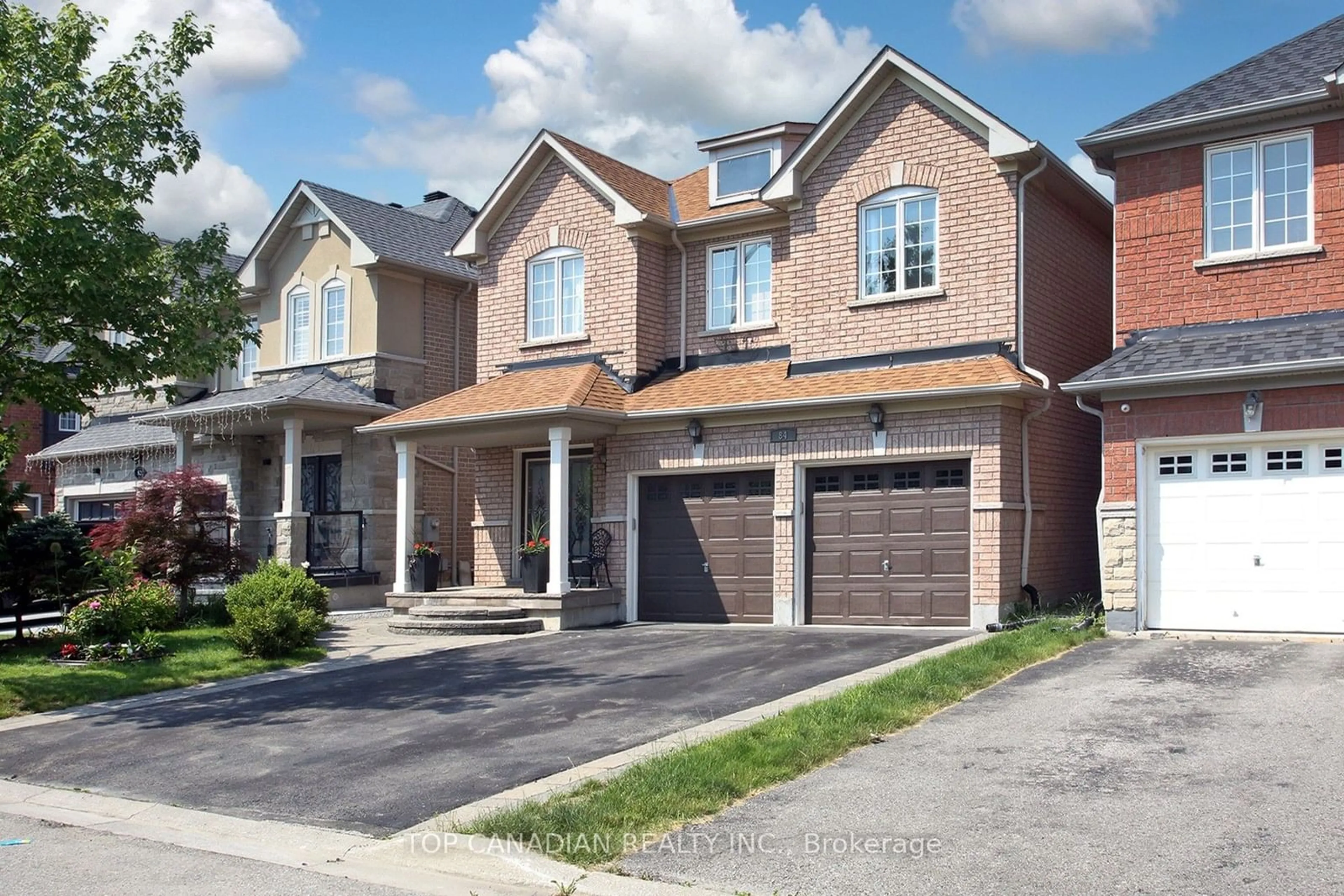 Home with brick exterior material for 84 Maroon Dr, Richmond Hill Ontario L4E 5B6