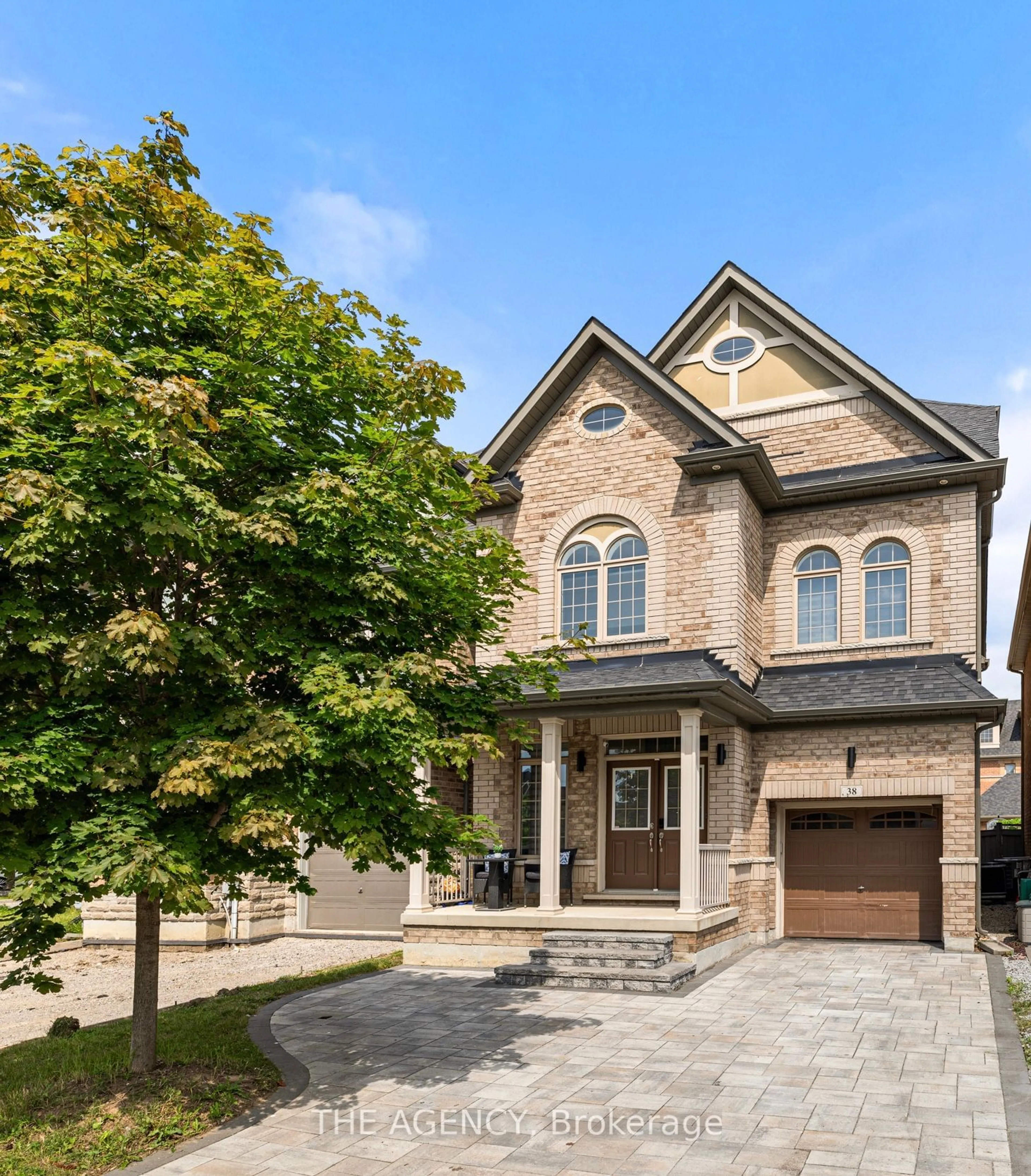 Home with brick exterior material for 38 Oren St, Vaughan Ontario L4H 3Z9