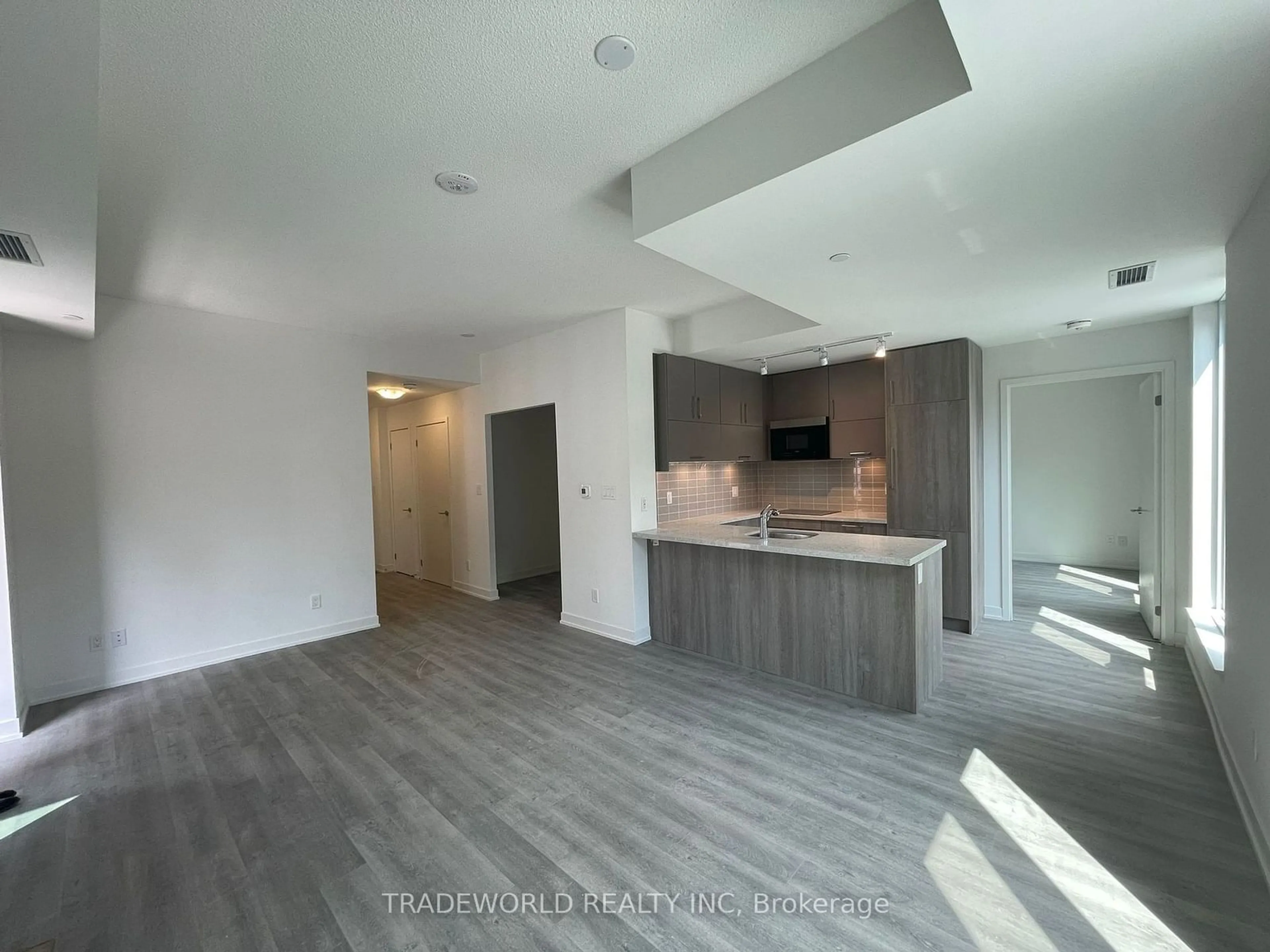 A pic of a room for 38 Simcoe Promenade #708, Markham Ontario L6G 1B3