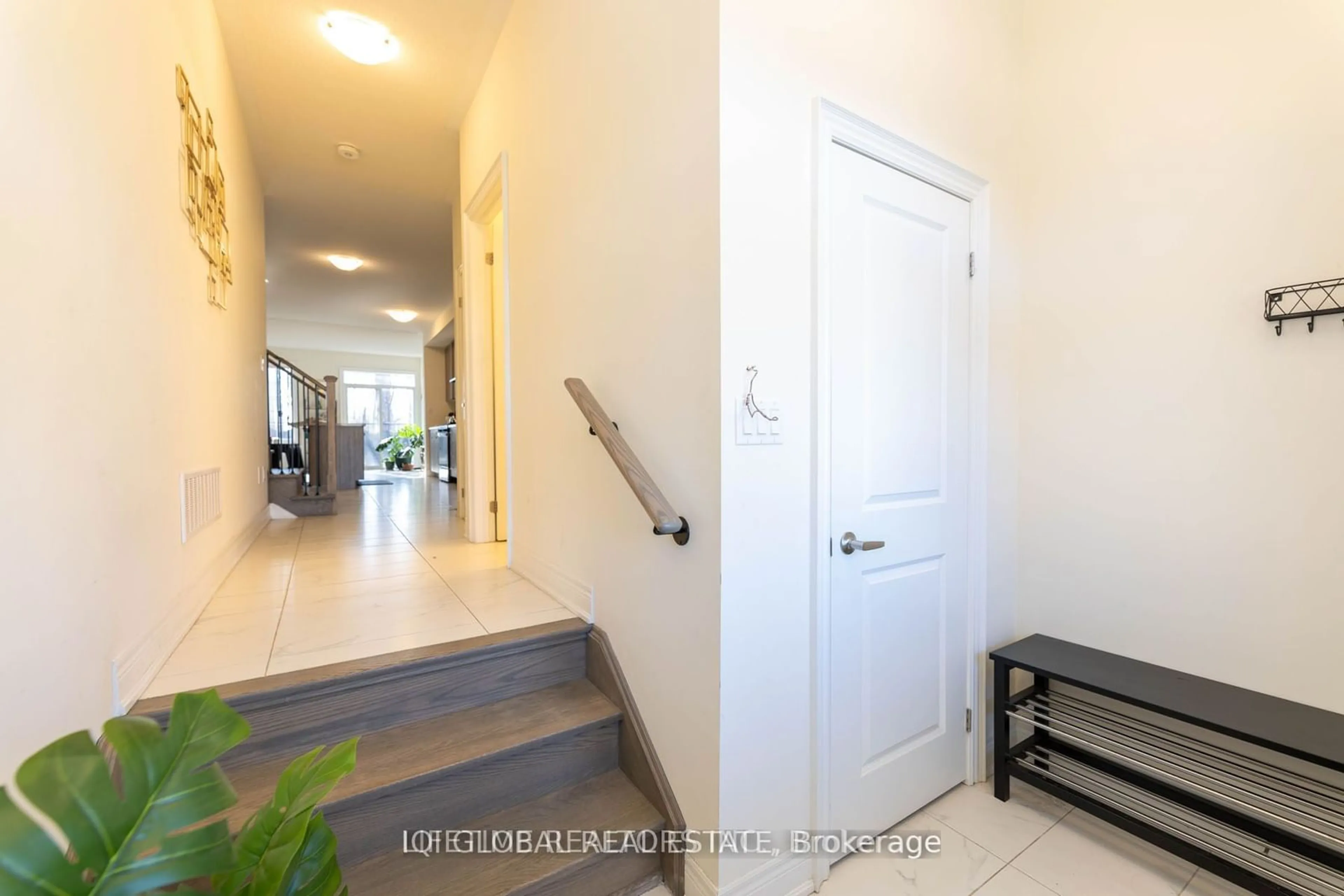 Indoor entryway for 56 Liam Lane, Markham Ontario L3S 0E8