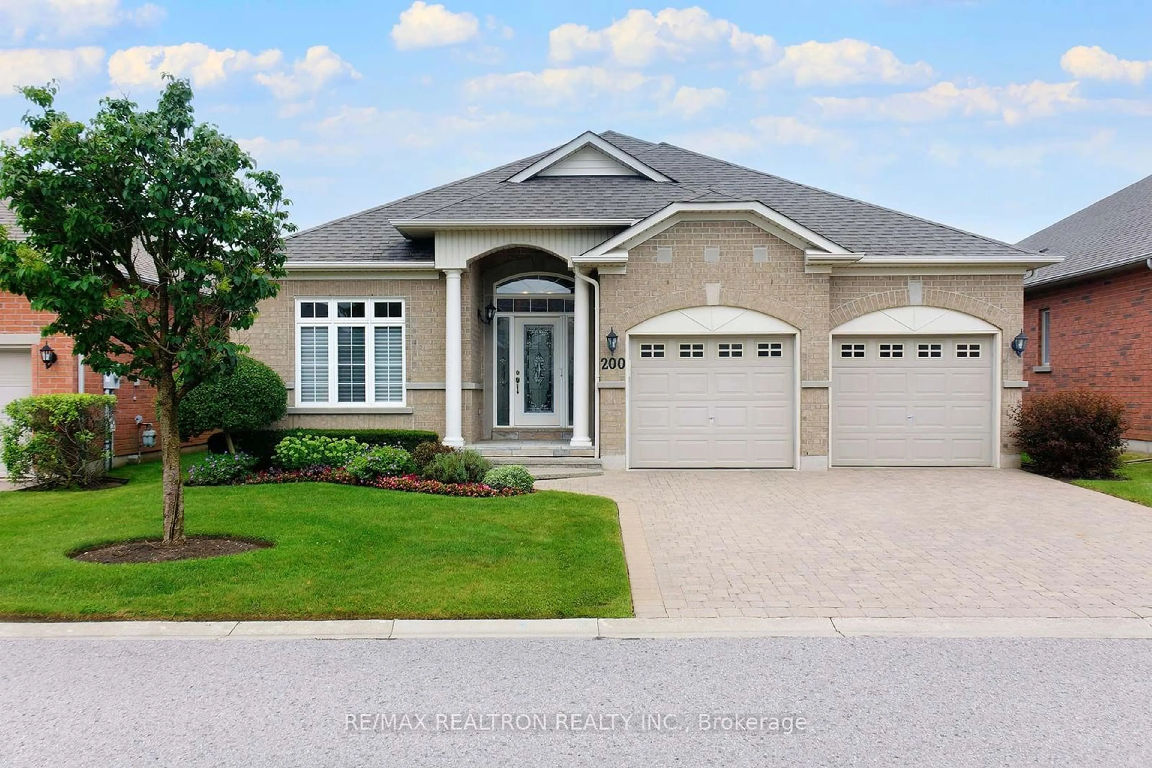 Frontside or backside of a home for 200 Bobby Locke Lane, Whitchurch-Stouffville Ontario L4A 1R3