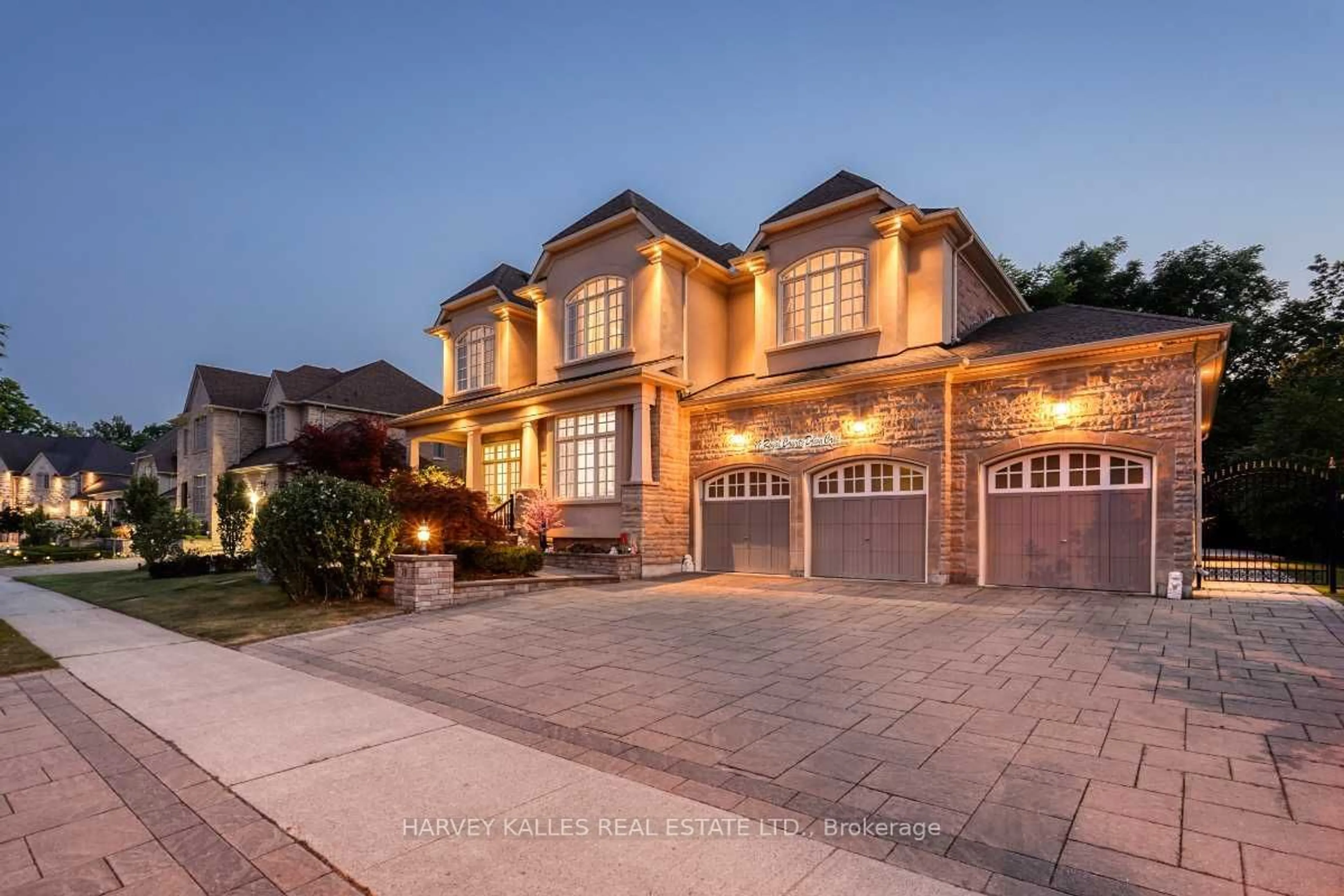 Home with brick exterior material for 19 Royal County Down Cres, Markham Ontario L6C 0K1