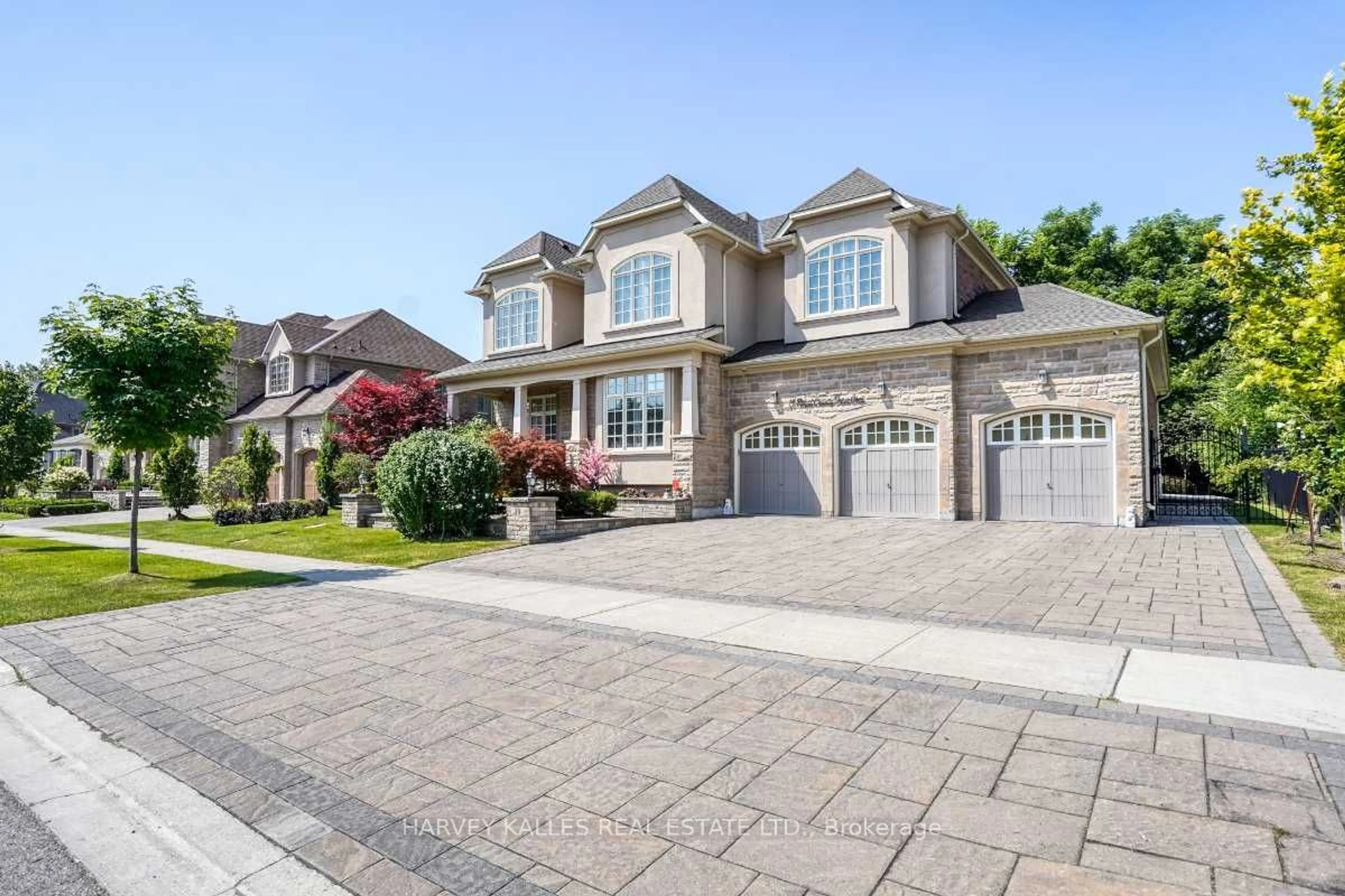 Frontside or backside of a home for 19 Royal County Down Cres, Markham Ontario L6C 0K1