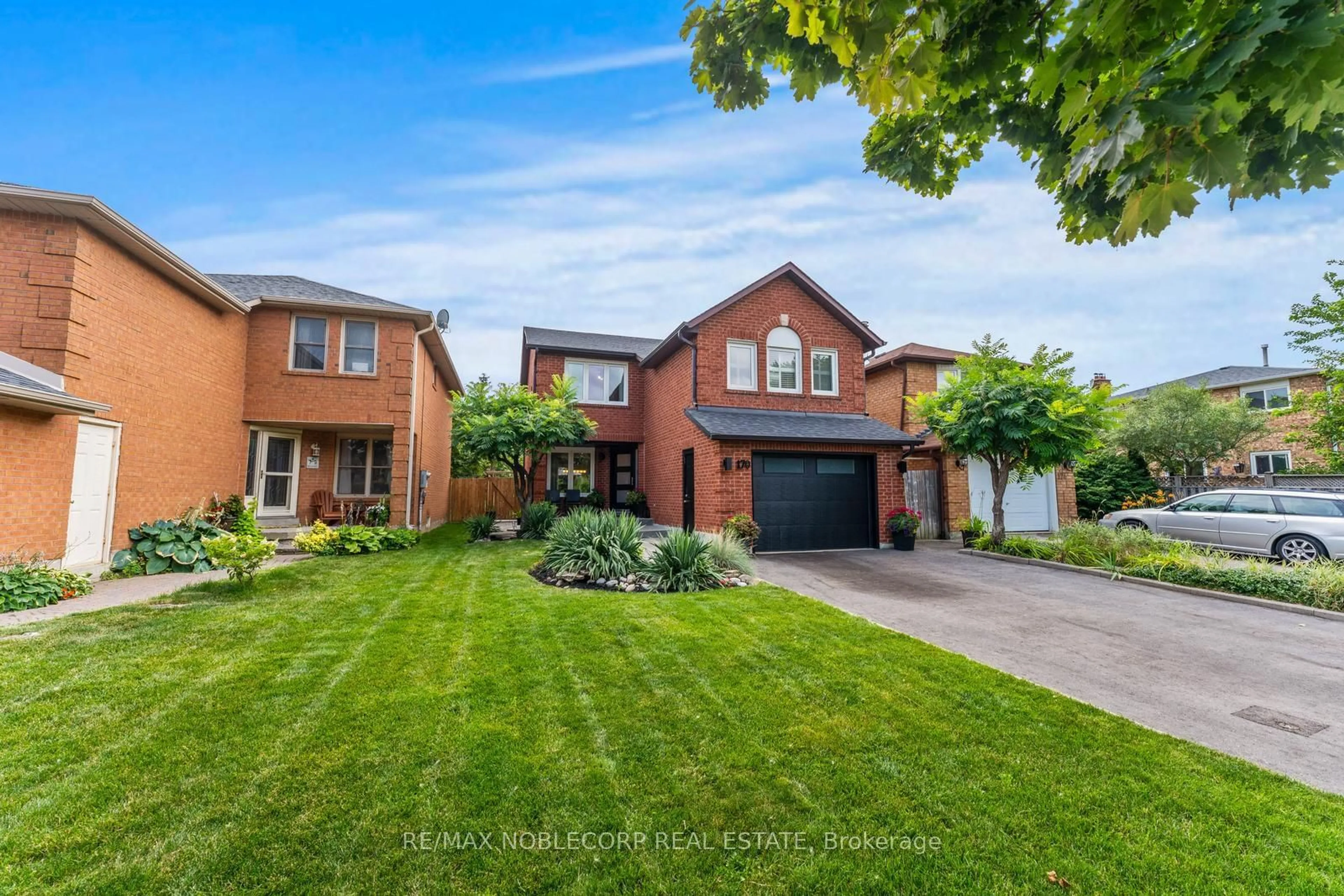 Home with brick exterior material for 170 Marlott Rd, Vaughan Ontario L6A 1H2