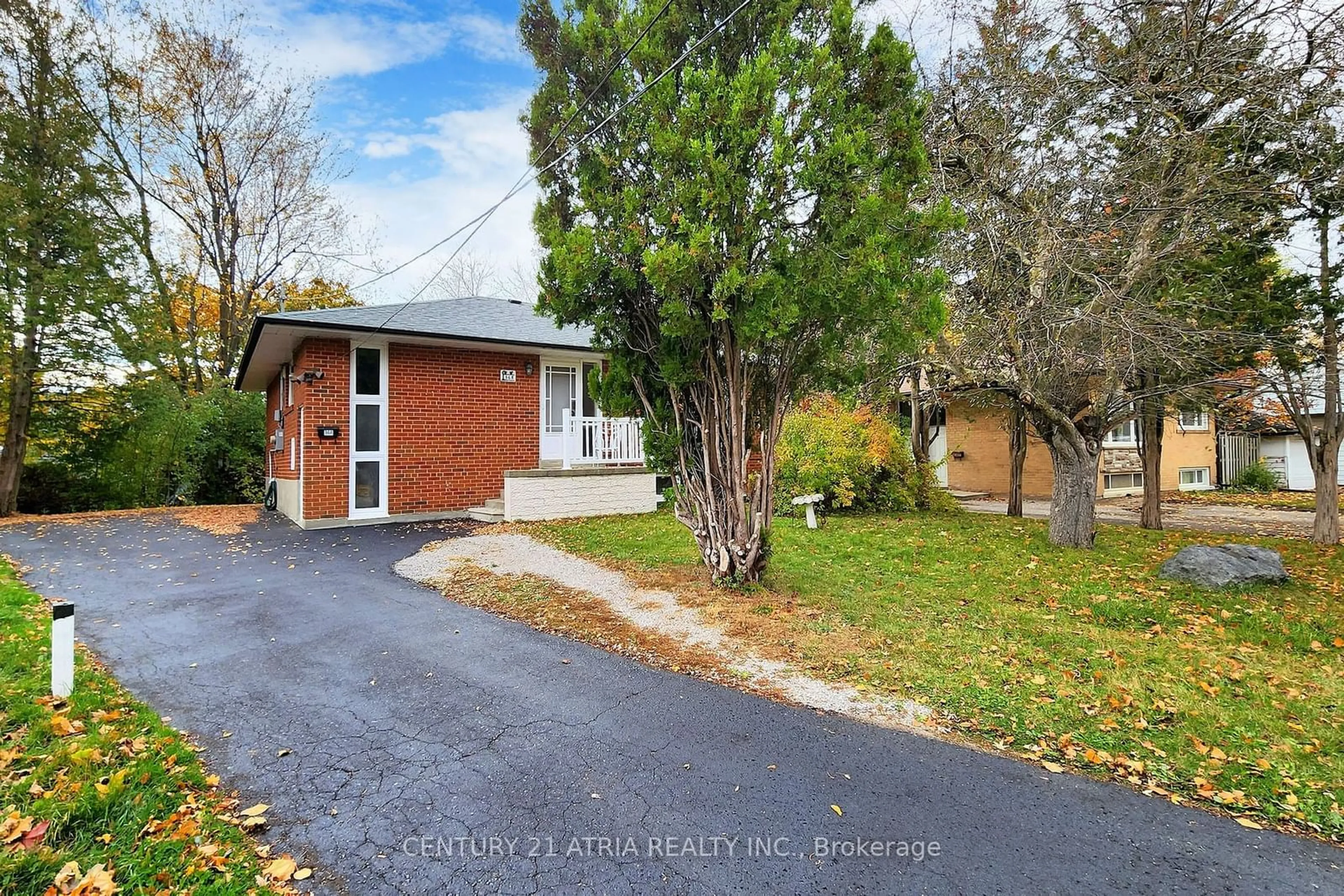 Frontside or backside of a home for 368 Bent Cres, Richmond Hill Ontario L4C 1C3