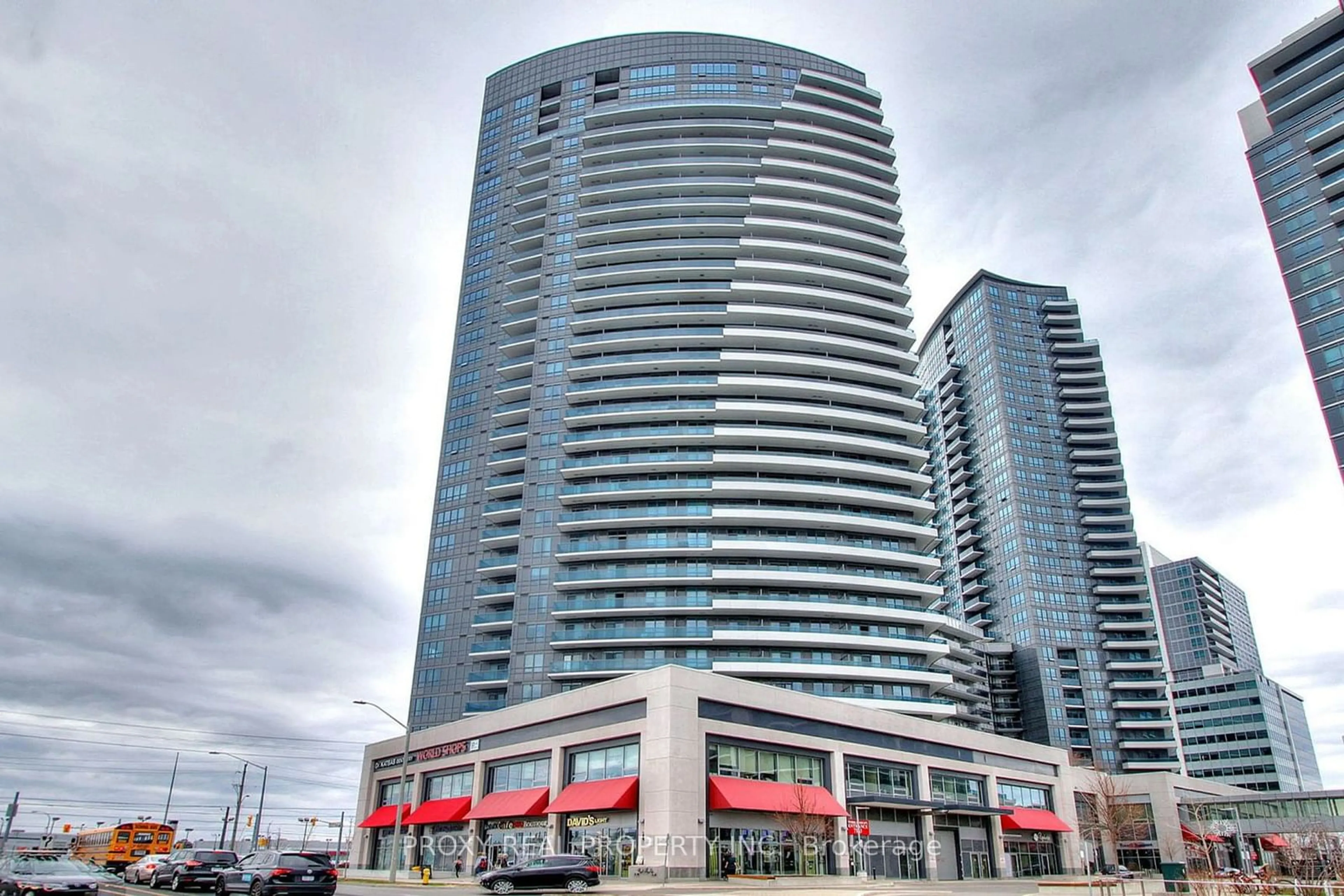 A pic from exterior of the house or condo for 7161 Yonge St #2422, Markham Ontario L3T 0C8