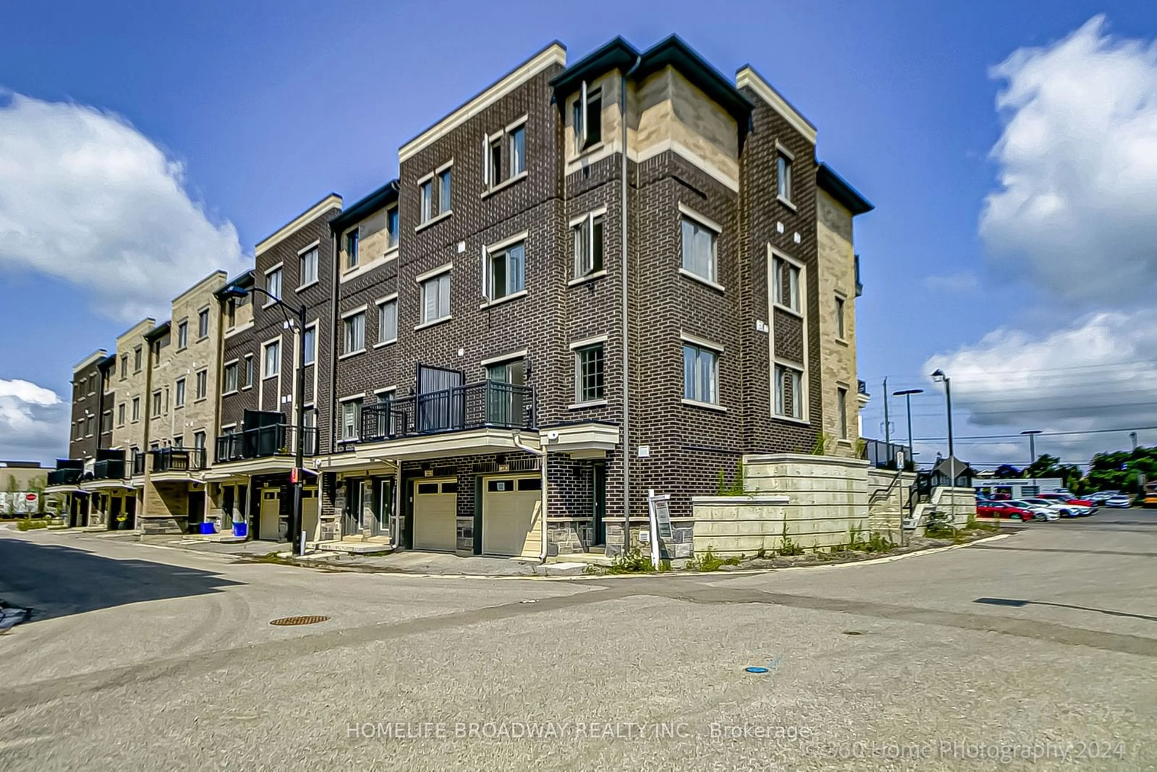 A pic from exterior of the house or condo for 24 Maybank Lane, Whitchurch-Stouffville Ontario L4A 4X7