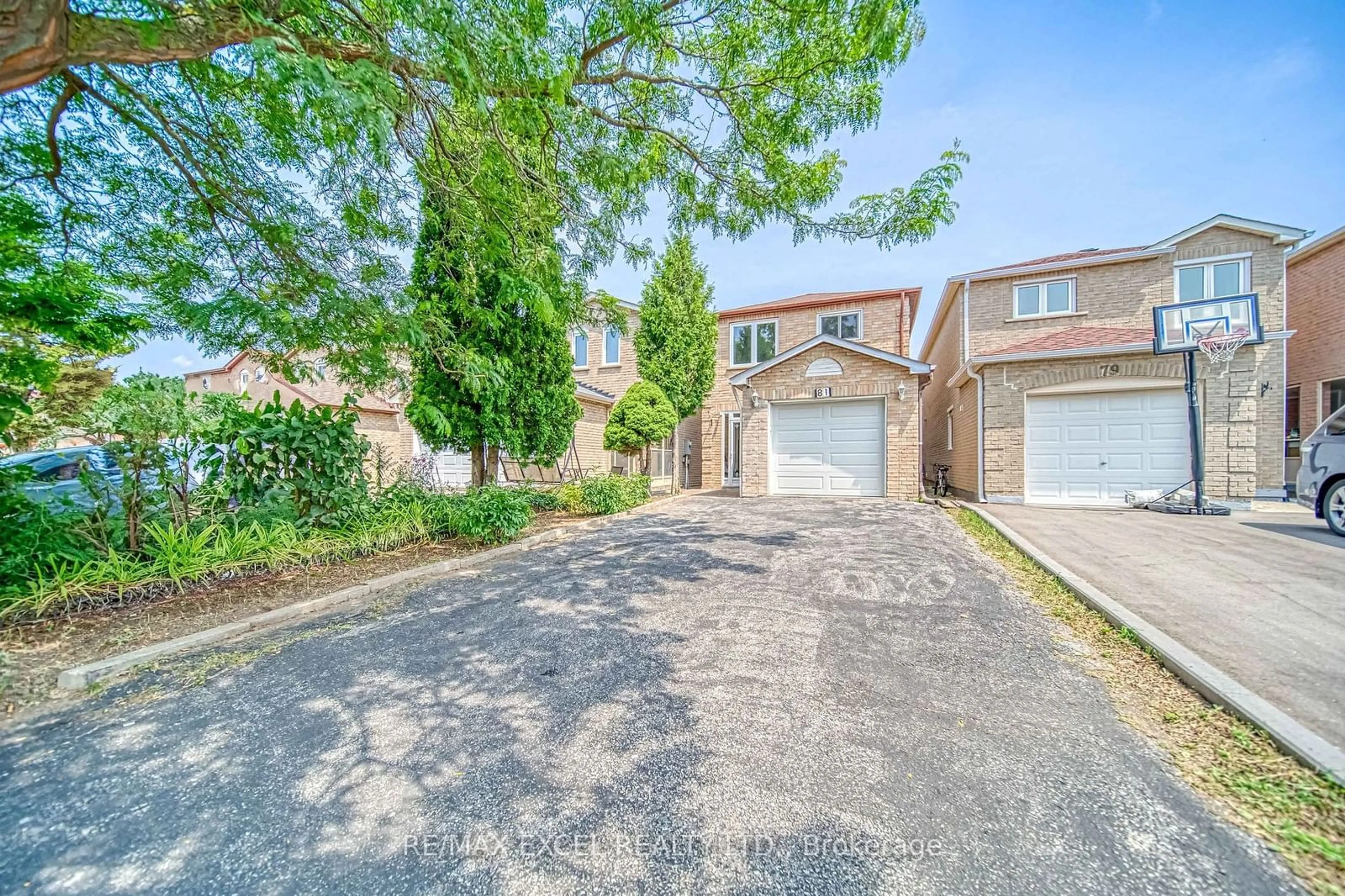 Street view for 81 Dairis Cres, Markham Ontario L3S 1T4