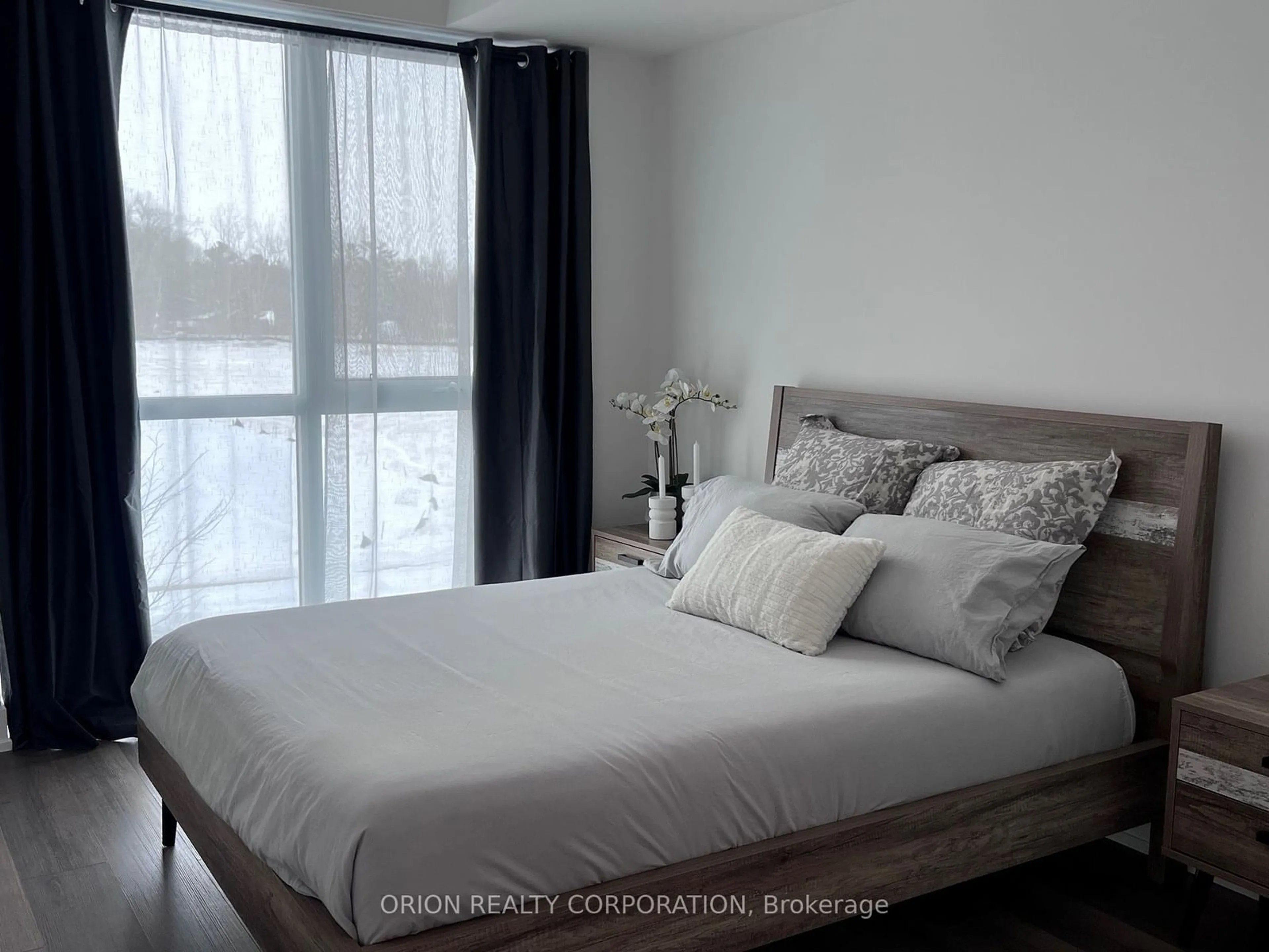 A pic of a room for 415 Sea Ray Ave #207, Innisfil Ontario L9S 0R5