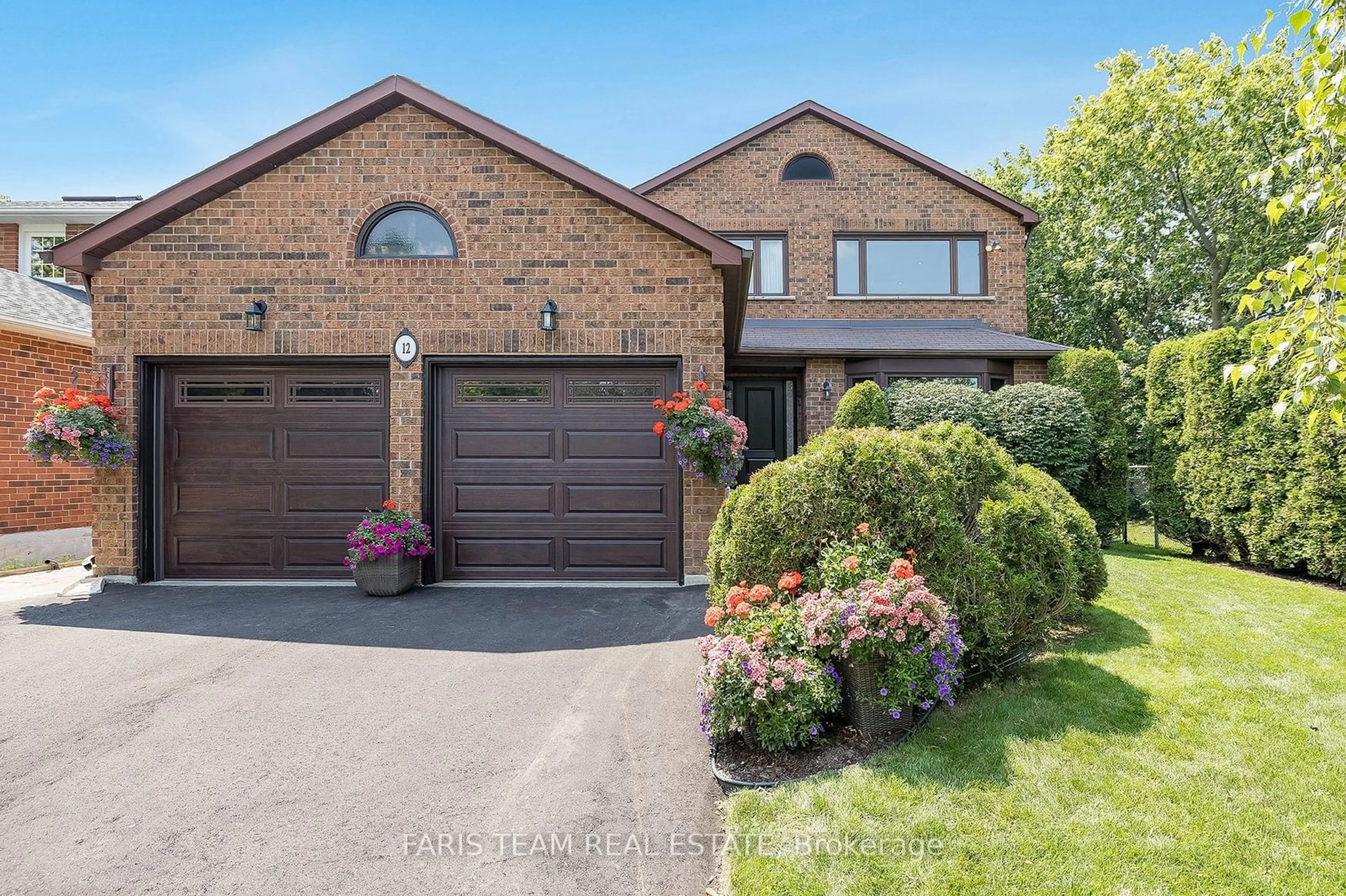 Home with brick exterior material for 12 Lincoln Pl, Markham Ontario L3P 7B6