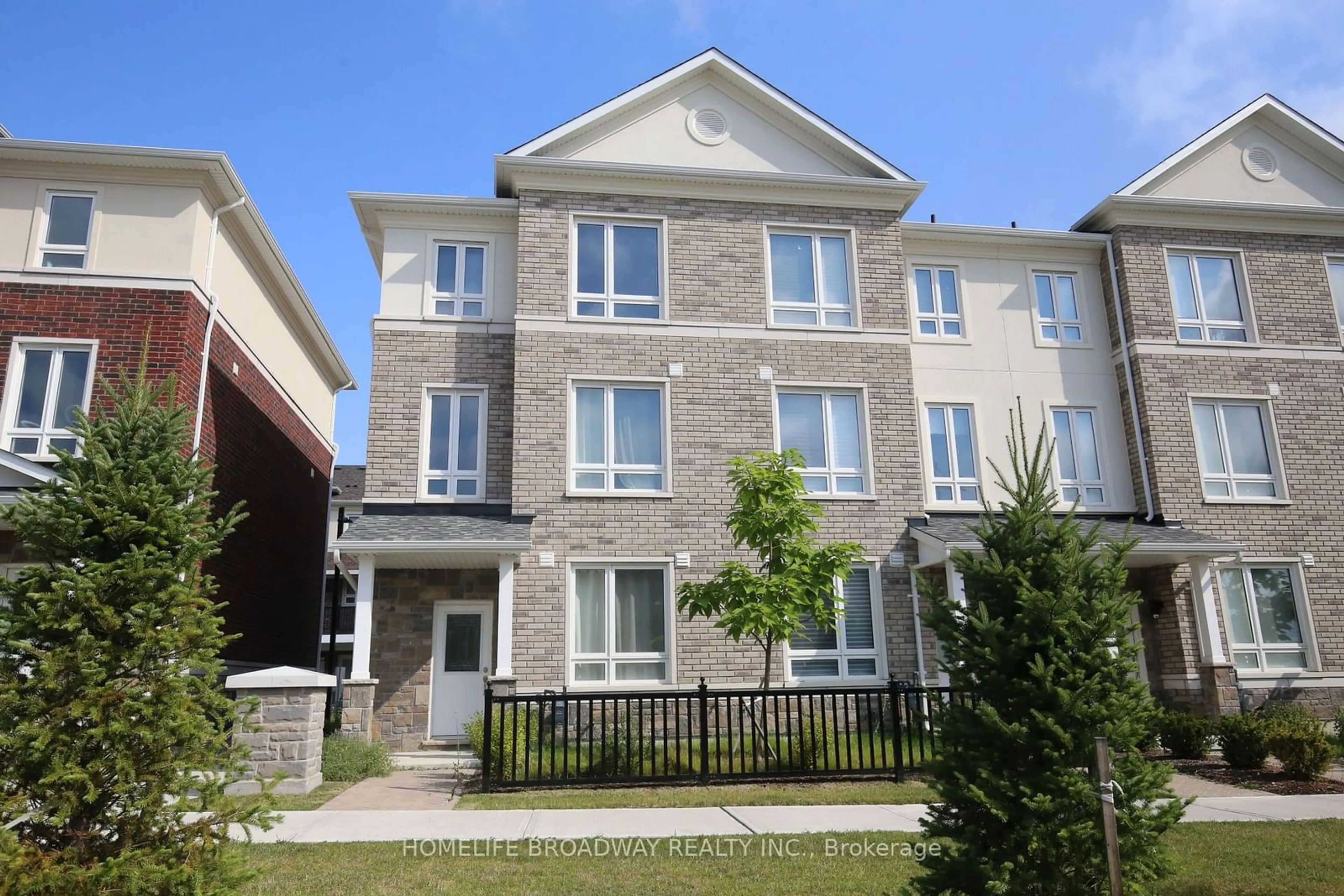 A pic from exterior of the house or condo for 72 Imperial College Lane, Markham Ontario L6E 0V6