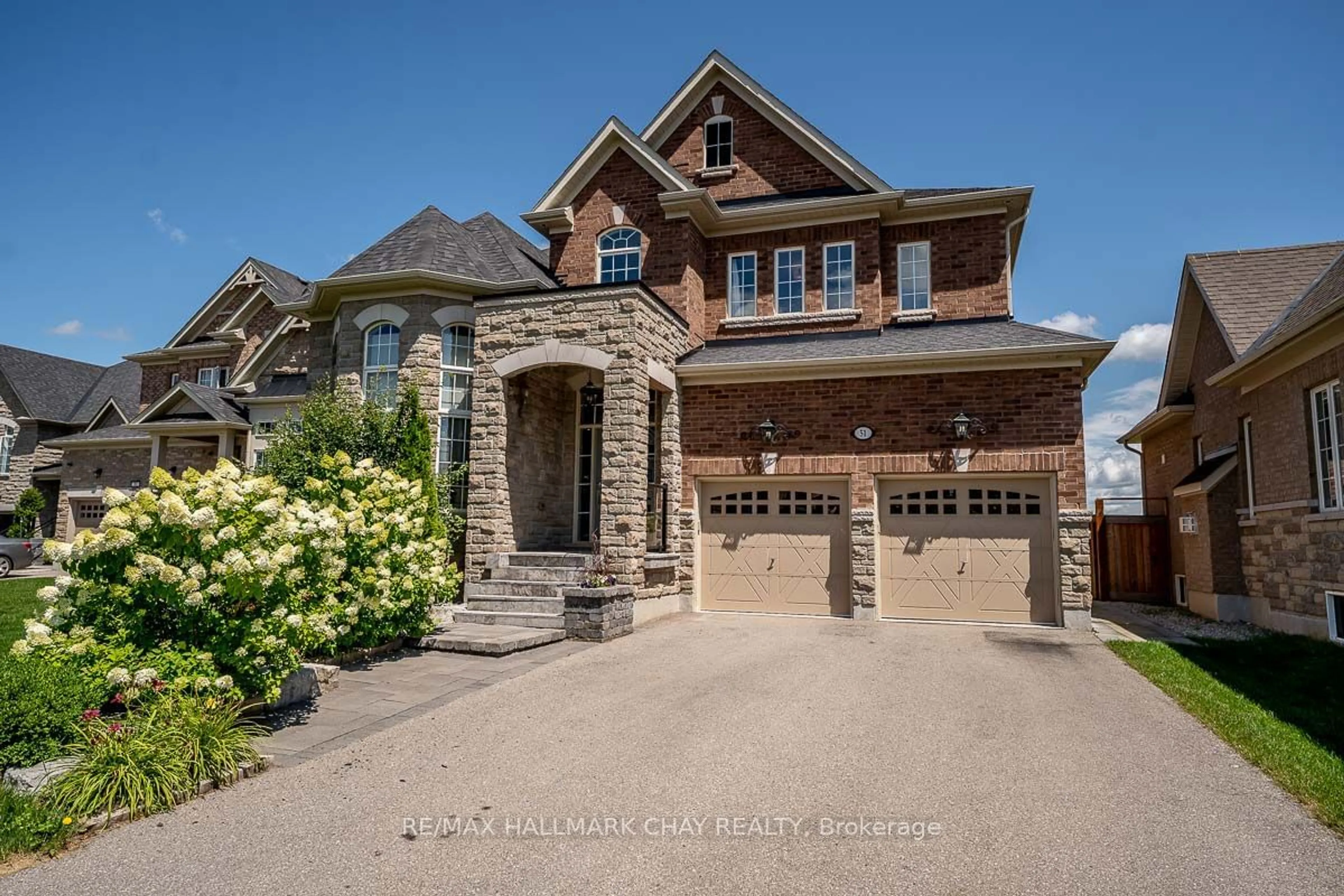 Home with brick exterior material for 51 cloverhill Cres, Innisfil Ontario L0L 1L0