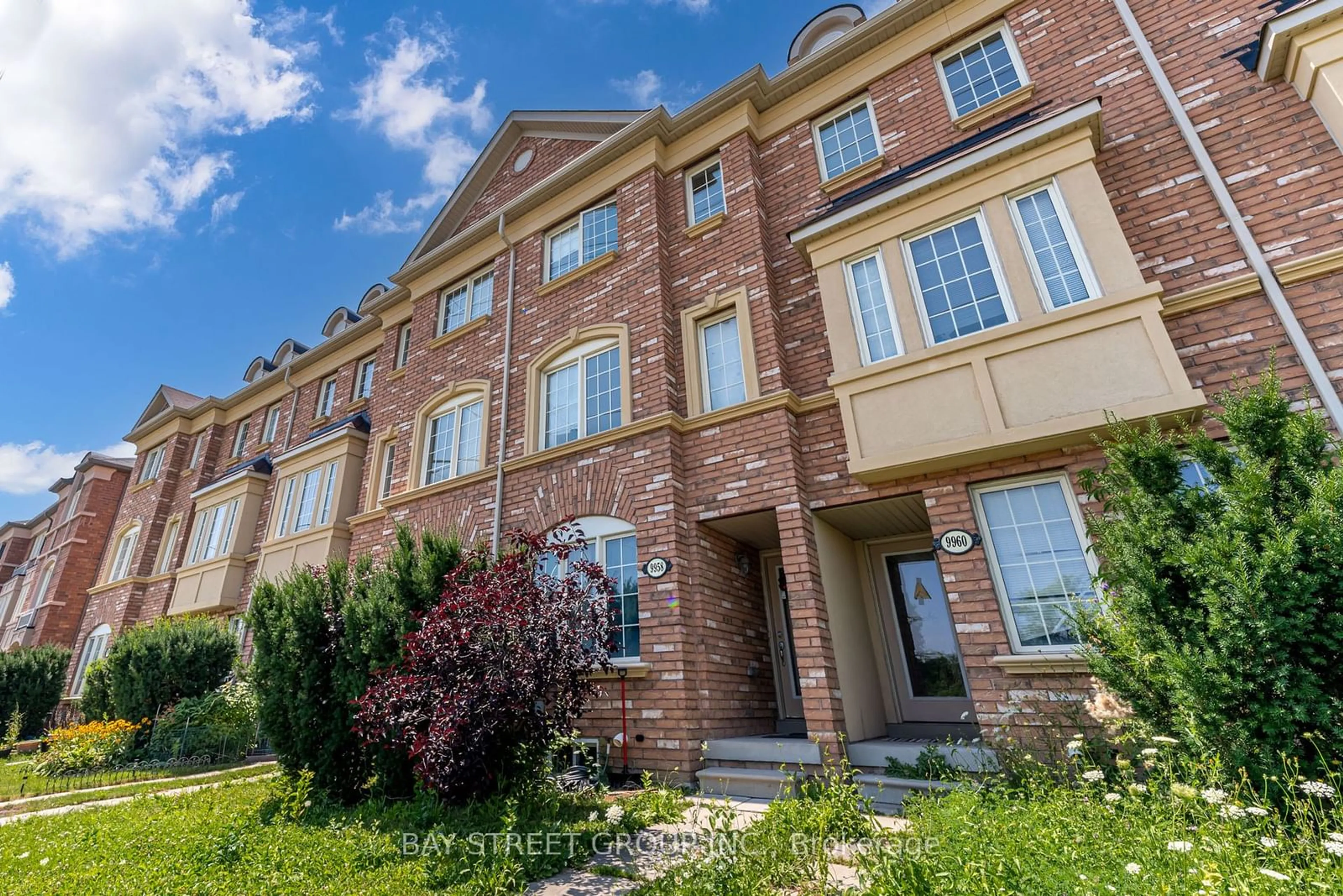 A pic from exterior of the house or condo for 9958 McCowan Rd, Markham Ontario L6C 0N1